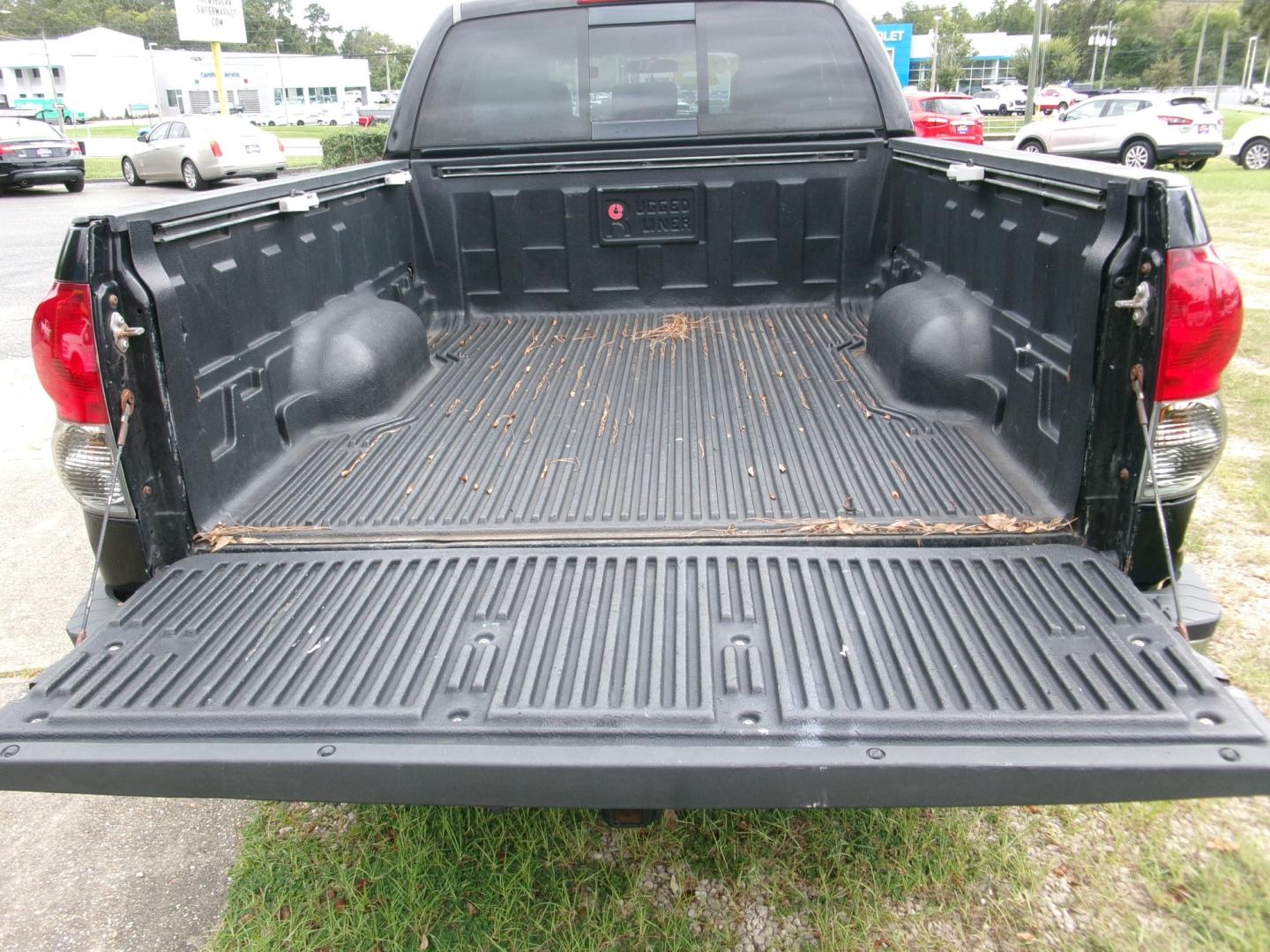 2007 Black /Gray Toyota Tundra Crew Cab SR5 SR5 (5TBRV54107S) with an 5.7L-V8 engine, Automatic transmission, located at 3120 W Tennessee St, Tallahassee, FL, 32304-1002, (850) 575-6702, 30.458841, -84.349648 - Used Car Supermarket is proud to present you with this loaded 2007 Toyota Tundra Crew Cab SR5. Used Car Supermarket prides itself in offering you the finest used vehicle in Tallahassee. Used Car Supermarket has been locally family owned and operated for 52 years. Our Tundra Crew Cab has been service- Photo#4