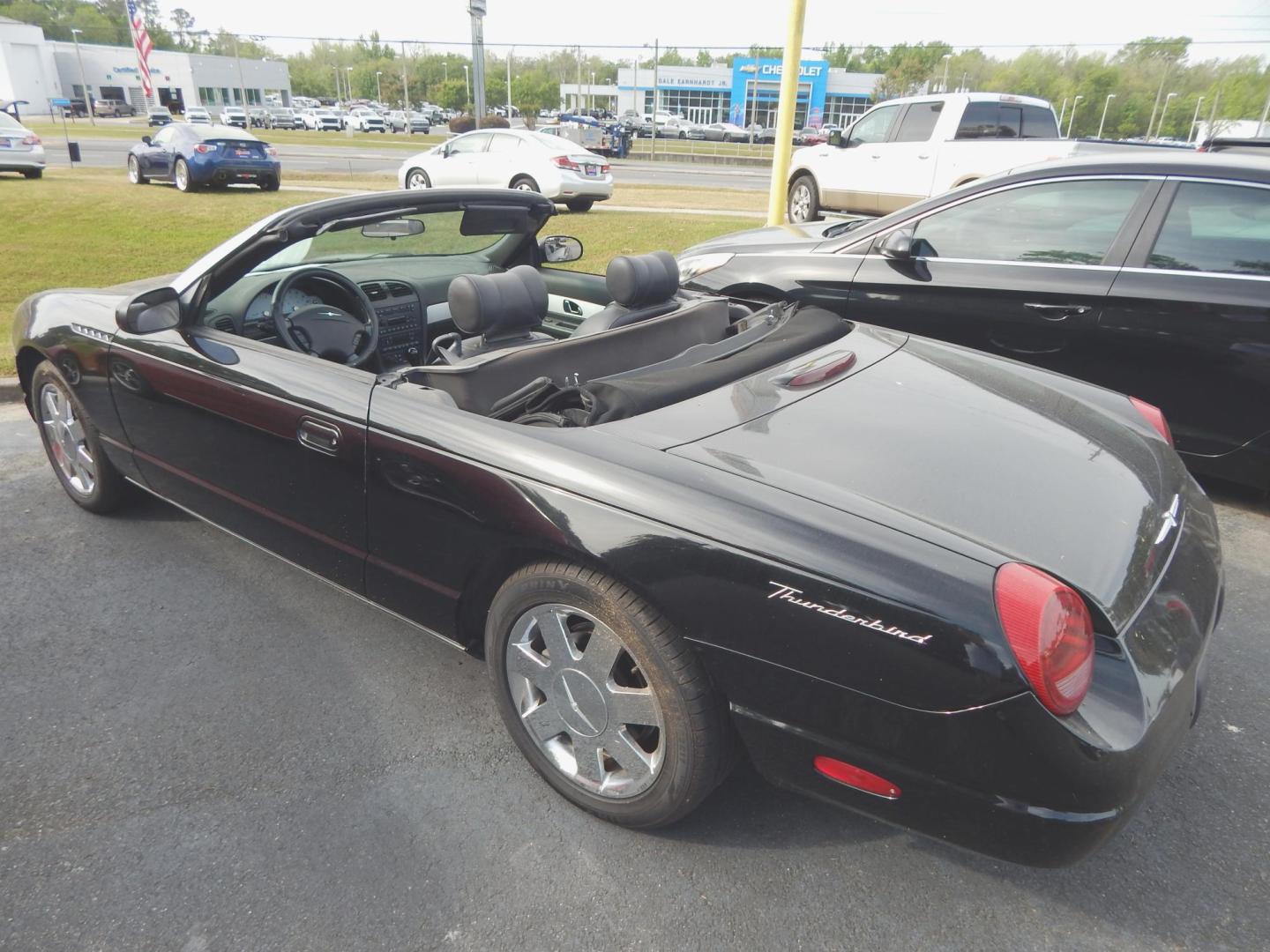 2002 Black /Charcoal Leather Ford Thunderbird Premium (1FAHP60A02Y) with an 3.9L V8 DOHC 32V engine, 5-Speed Automatic Overdrive transmission, located at 3120 W Tennessee St, Tallahassee, FL, 32304-1002, (850) 575-6702, 30.458841, -84.349648 - Used Car Supermarket is proud to present you with this loaded immaculate 2002 Ford Thunderbird Hardtop Convertible Premium with low miles and leather. Used Car Supermarket prides itself in offering you the finest pre-owned vehicle in Tallahassee. Used Car Supermarket has been locally family owned an - Photo#9