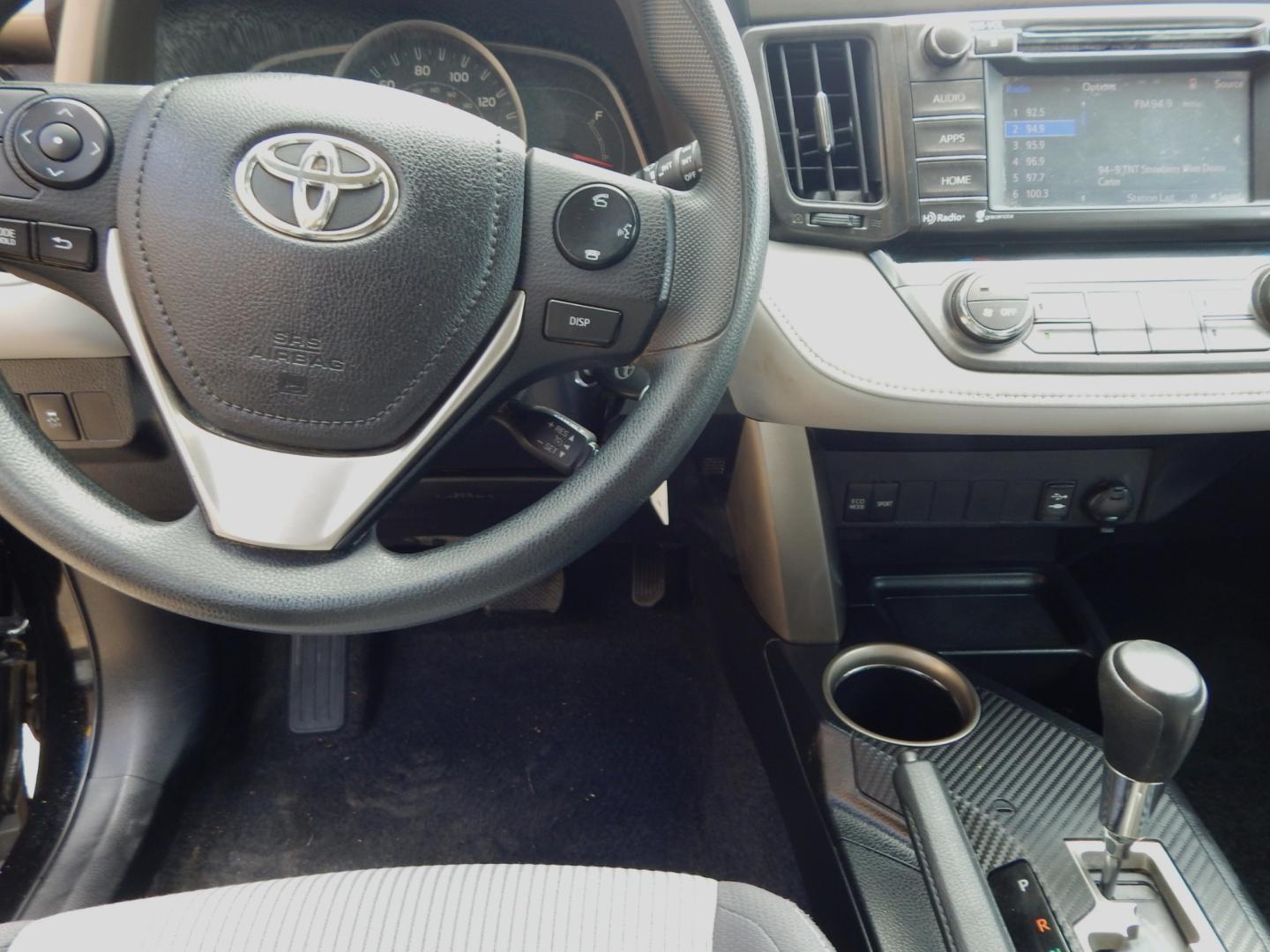 2015 Black /Charcoal Toyota RAV4 XLE AWD (2T3RFREV5FW) with an 2.5L L4 DOHC 16V engine, 6-Speed Automatic transmission, located at 3120 W Tennessee St, Tallahassee, FL, 32304-1002, (850) 575-6702, 30.458841, -84.349648 - Photo#4