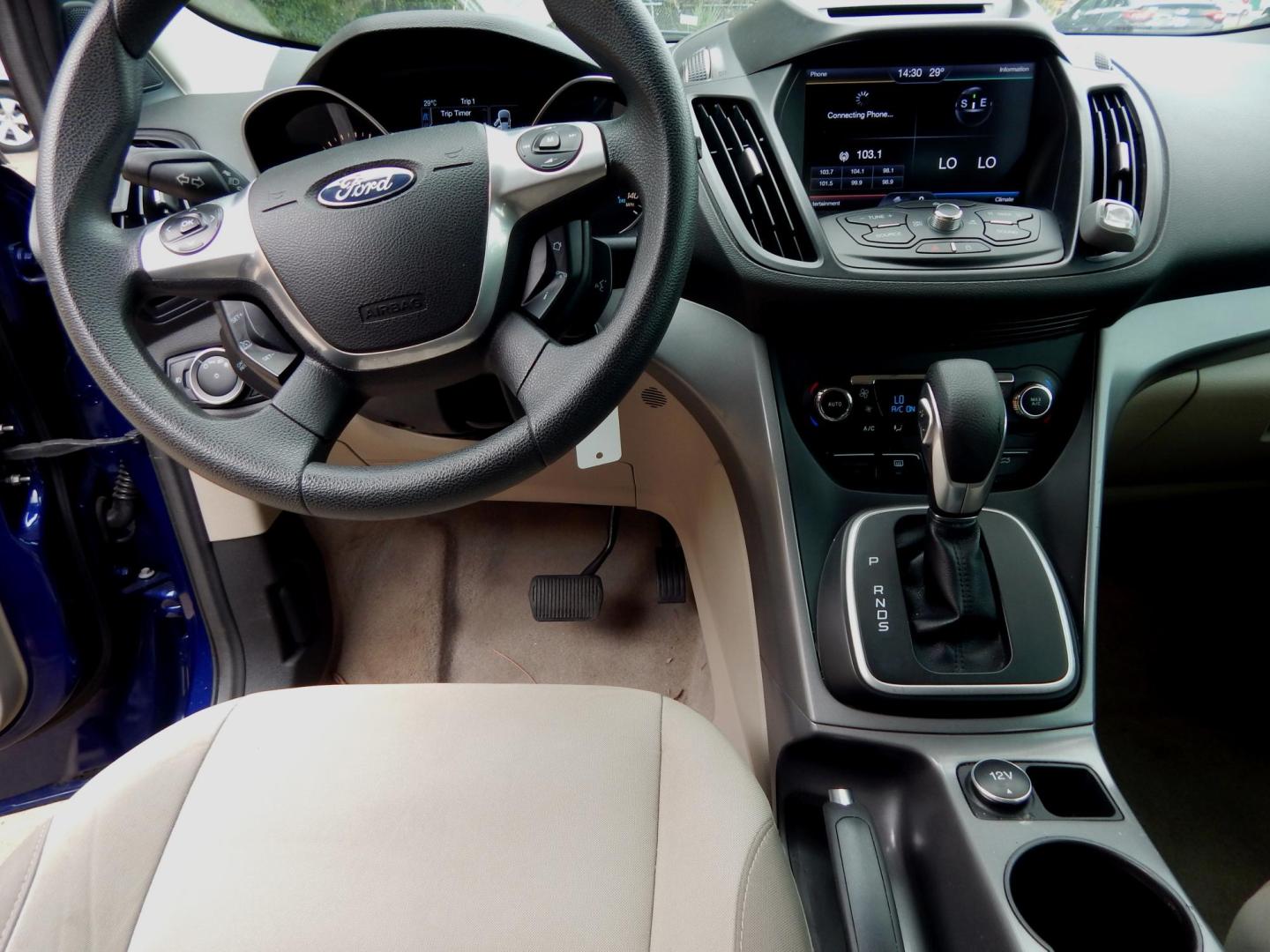 2013 Blue /Gray Ford Escape SE (1FMCU0GX3DU) with an 1.6L 4 cyl. engine, Automatic transmission, located at 3120 W Tennessee St, Tallahassee, FL, 32304-1002, (850) 575-6702, 30.458841, -84.349648 - Used Car Supermarket is proud to present you with this loaded immaculate 2013 Ford Escape SE with low miles. Used Car Supermarket prides itself in offering you the finest pre-owned vehicle in Tallahassee. Used Car Supermarket has been locally family owned and operated for over 50 years. Our Escape S - Photo#4