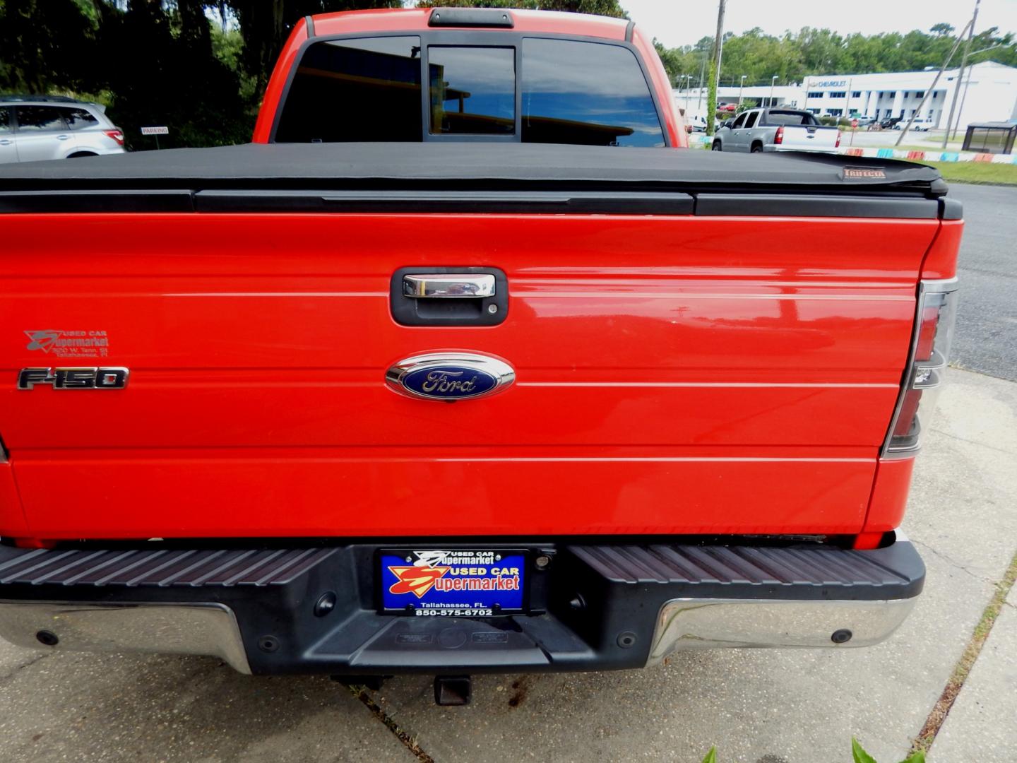 2013 Red /Gray Ford F-150 XLT (1FTFW1ET2DF) with an 3.5L Ecoboost engine, Automatic transmission, located at 3120 W Tennessee St, Tallahassee, FL, 32304-1002, (850) 575-6702, 30.458841, -84.349648 - Used Car Supermarket is proud to present you with this loaded immaculate 2013 Ford F150 Supercrew XLT 4x4 with low miles. Used Car Supermarket prides itself in offering you the finest pre-owned vehicle in Tallahassee. Used Car Supermarket has been locally family owned and operated for over 48 years - Photo#3