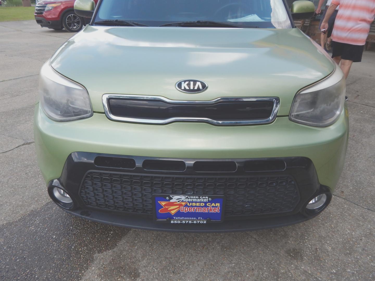 2016 Green /Charcoal Kia Soul + (KNDJP3A56G7) with an 2.0L engine, Automatic transmission, located at 3120 W Tennessee St, Tallahassee, FL, 32304-1002, (850) 575-6702, 30.458841, -84.349648 - Used Car Supermarket is proud to present you with this loaded immaculate 2016 Kia Soul + with low miles. Used Car Supermarket prides itself in offering you the finest pre-owned vehicle in Tallahassee. Used Car Supermarket has been locally family owned and operated for over 48 years. Our Soul + has b - Photo#2