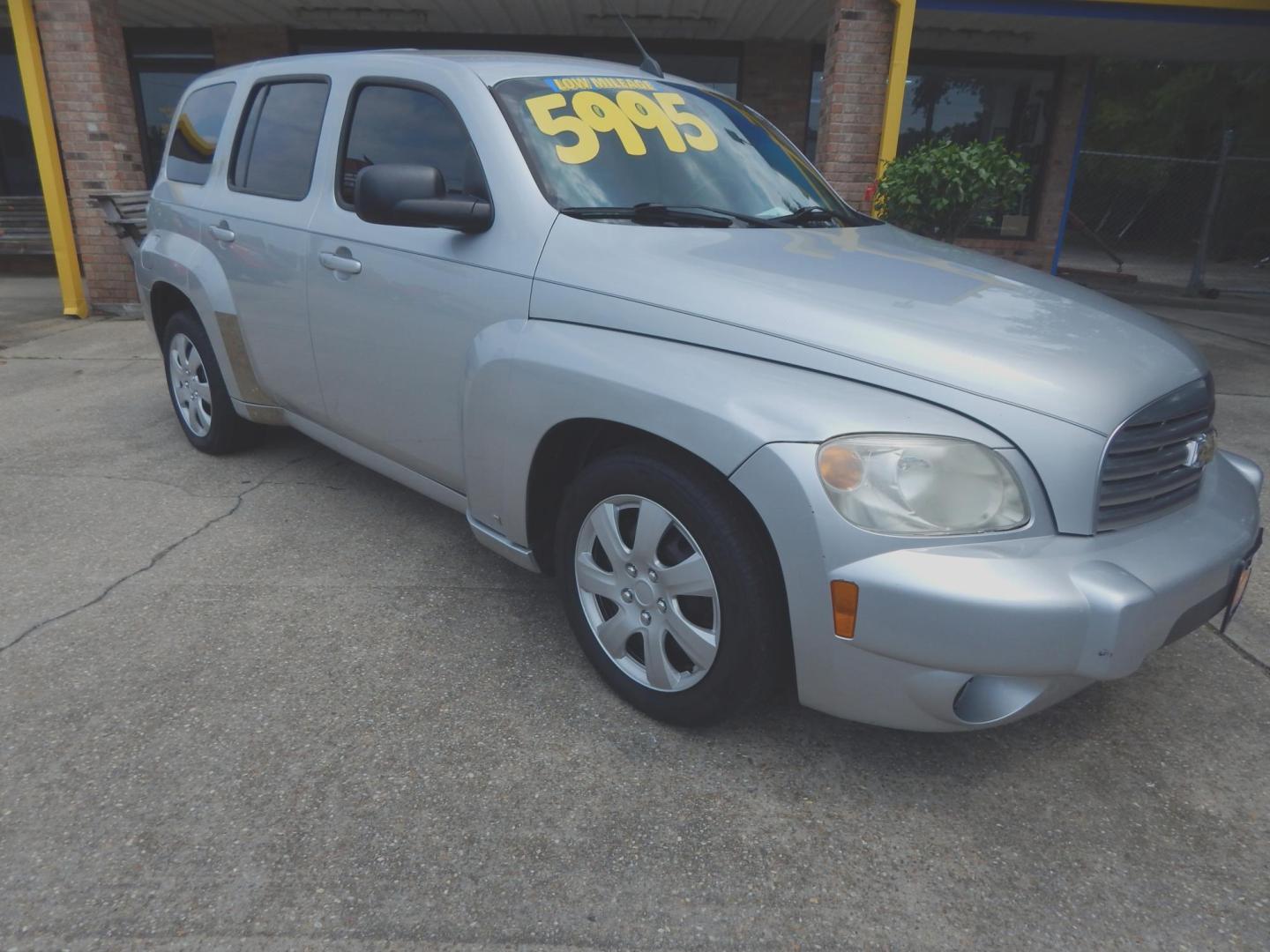 2009 Silver Metallic /Charcoal Chevrolet HHR LS (3GNCA13B59S) with an 2.0L engine, Automatic transmission, located at 3120 W Tennessee St, Tallahassee, FL, 32304-1002, (850) 575-6702, 30.458841, -84.349648 - Used Car Supermarket is proud to present you with this loaded immaculate 2009 Chevy HHR with low miles. Used Car Supermarket prides itself in offering you the finest pre-owned vehicle in Tallahassee. Used Car Supermarket has been locally family owned and operated for over 48 years. Our HHR has been - Photo#0