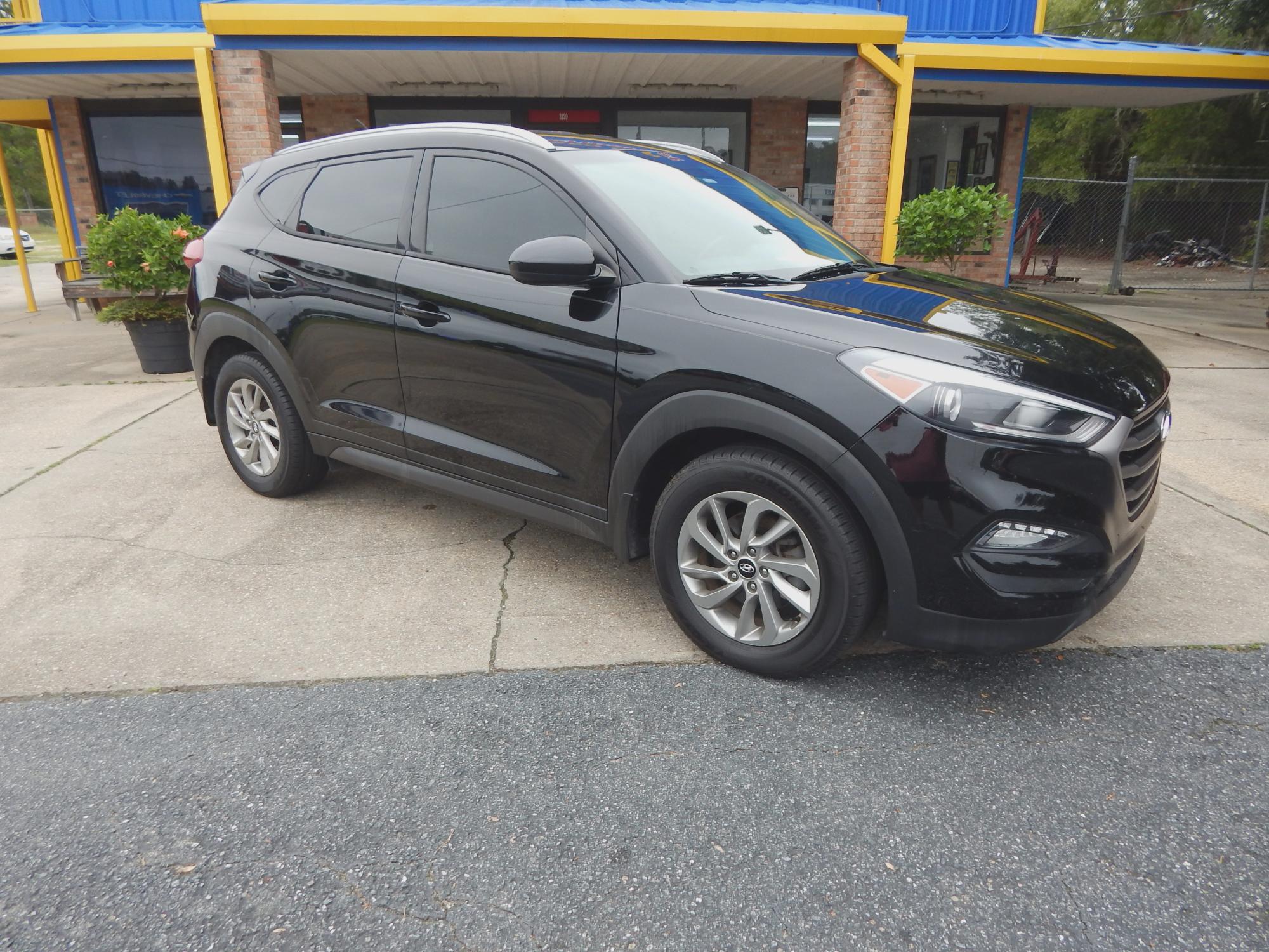 photo of 2016 Hyundai Tucson SE w/Preferred Package