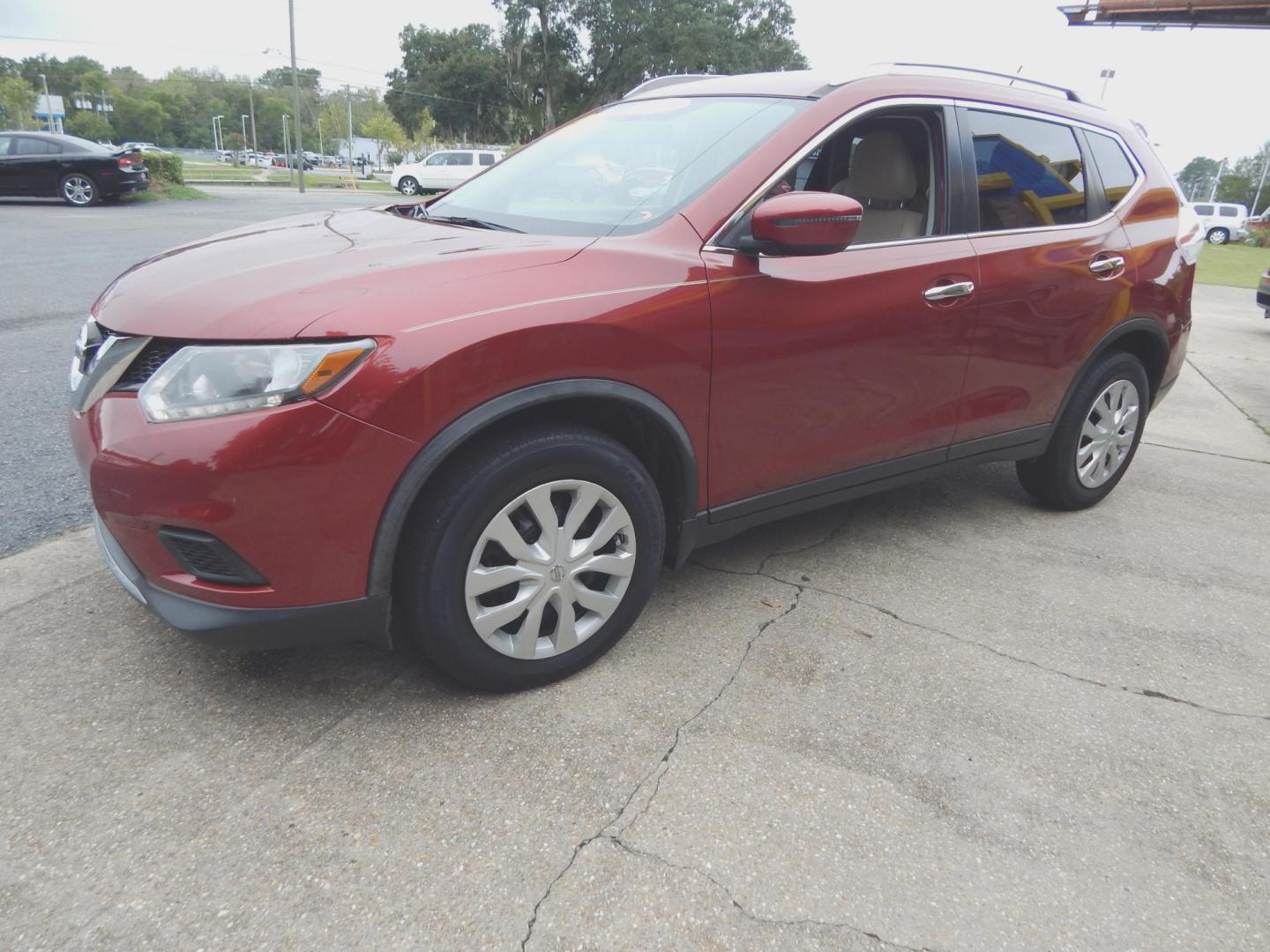 2016 Maroon /Tan Nissan Rogue S 2WD (JN8AT2MT1GW) with an 2.5L L4 DOHC 16V engine, CVT transmission, located at 3120 W Tennessee St, Tallahassee, FL, 32304-1002, (850) 575-6702, 30.458841, -84.349648 - Used Car Supermarket is proud to present you with this loaded immaculate 2016 Nissan Rogue S. Used Car Supermarket prides itself in offering you the finest pre-owned vehicle in Tallahassee. Used Car Supermarket has been locally family owned and operated for over 48 years. Our Rogue S has been servic - Photo#1