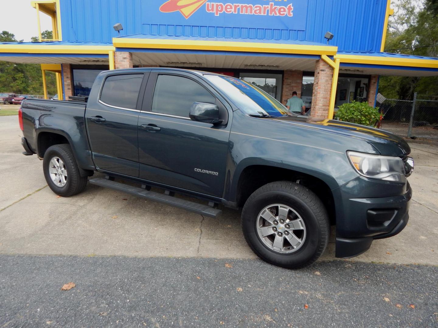 2017 Charcoal /Gray Chevrolet Colorado Crew Cab (1GCGSBEA7H1) with an 2.5L L4 DOHC 16V GAS engine, Automatic transmission, located at 3120 W Tennessee St, Tallahassee, FL, 32304-1002, (850) 575-6702, 30.458841, -84.349648 - Used Car Supermarket is proud to present you with this loaded immaculate 2017 Chevy Colorado Crew Cab with low miles. Used Car Supermarket prides itself in offering you the finest pre-owned vehicle in Tallahassee. Used Car Supermarket has been locally family owned and operated for over 48 years. Our - Photo#0