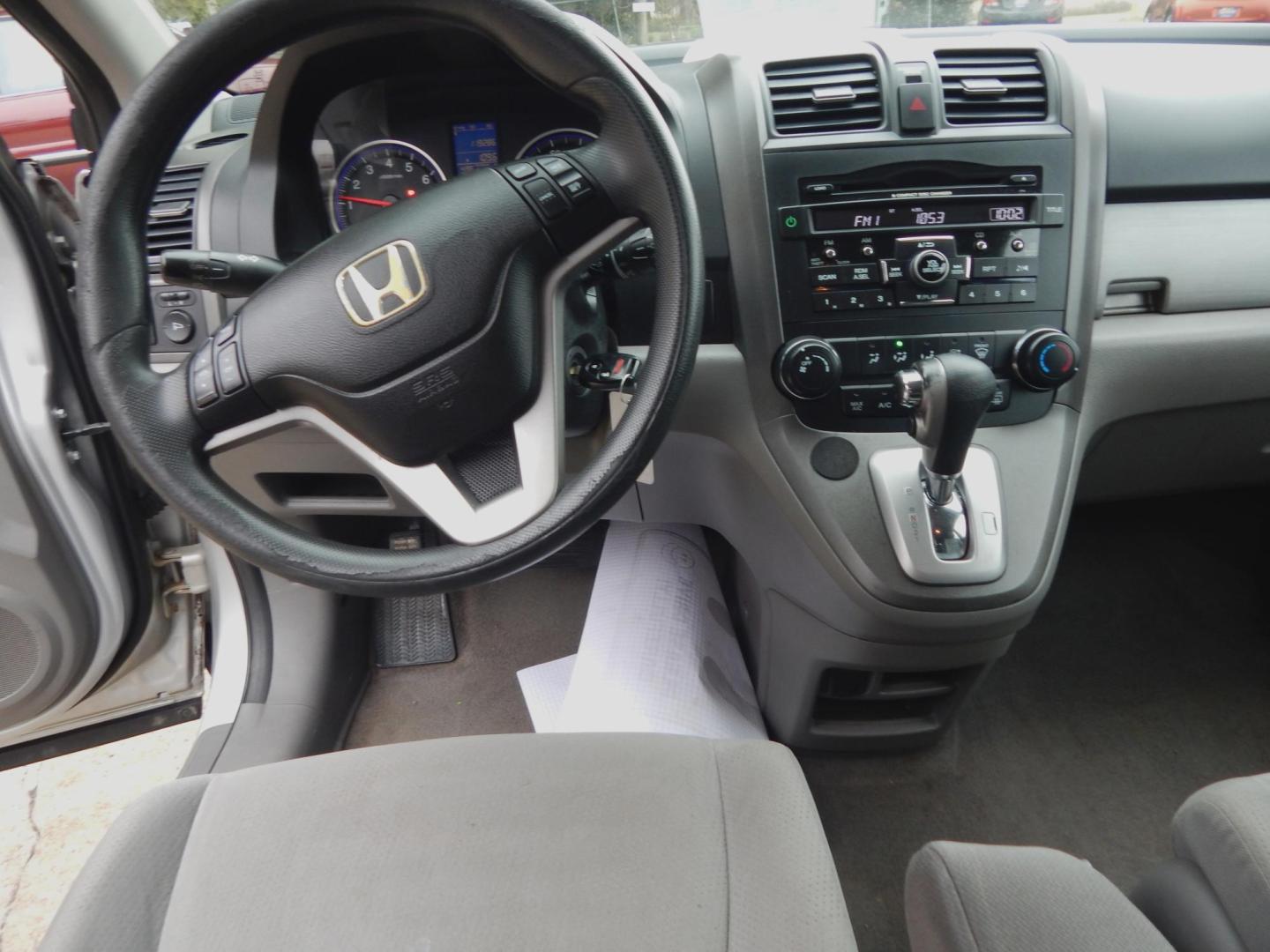 2010 Silver Metallic /Gray Honda CR-V EX 4WD (5J6RE4H59AL) with an 2.4L L4 DOHC 16V engine, Automatic transmission, located at 3120 W Tennessee St, Tallahassee, FL, 32304-1002, (850) 575-6702, 30.458841, -84.349648 - Used Car Supermarket is proud to present you with this loaded immaculate 2010 Honda CRV EX with sunroof and low miles. Used Car Supermarket prides itself in offering you the finest pre-owned vehicle in Tallahassee. Used Car Supermarket has been locally family owned and operated for over 49 years. Ou - Photo#4