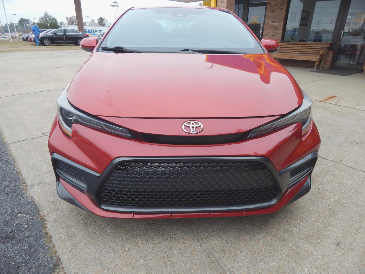 2020 Red /Gray Toyota Corolla SE (5YFS4RCE7LP) with an 2.0L L4 DOHC 16V engine, Automatic transmission, located at 3120 W Tennessee St, Tallahassee, FL, 32304-1002, (850) 575-6702, 30.458841, -84.349648 - Used Car Supermarket is proud to present you with this loaded immaculate 2020 Toyota Corolla SE. Used Car Supermarket prides itself in offering you the finest pre-owned vehicle in Tallahassee. Used Car Supermarket has been locally family owned and operated for over 49 years. Our Corolla SE has been - Photo#2