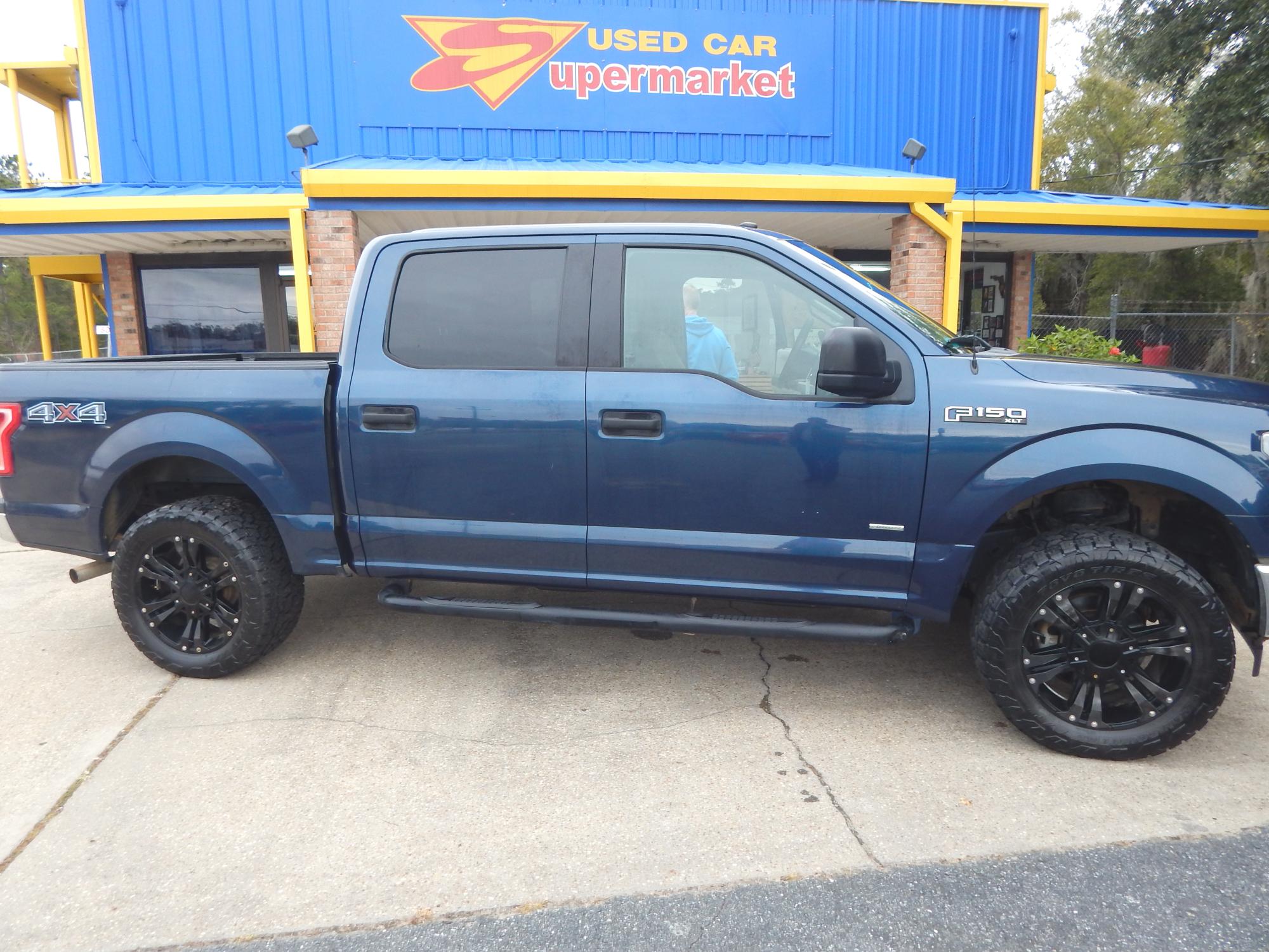 photo of 2017 Ford F-150 XLT SuperCrew 4WD