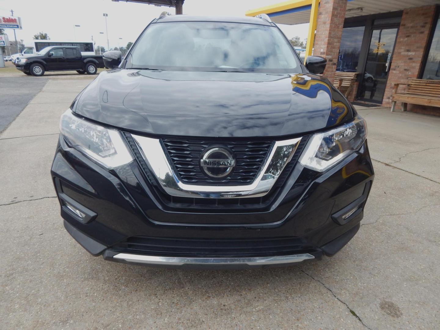 2018 Black /Charcoal Nissan Rogue SV 2WD (KNMAT2MT9JP) with an 2.5L L4 DOHC 16V engine, Automatic transmission, located at 3120 W Tennessee St, Tallahassee, FL, 32304-1002, (850) 575-6702, 30.458841, -84.349648 - Used Car Supermarket is proud to present you with this loaded immaculate 2018 Nissan Rogue SV with low miles. Used Car Supermarket prides itself in offering you the finest pre-owned vehicle in Tallahassee. Used Car Supermarket has been locally family owned and operated for over 49 years. Our Rogue S - Photo#2