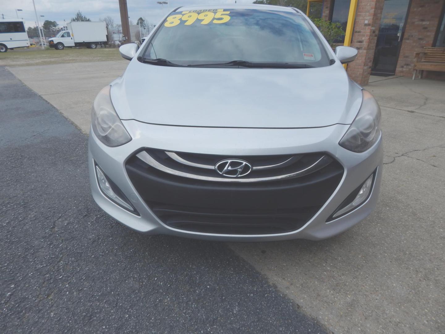 2014 Silver Metallic /Gray Hyundai Elantra GT GT (KMHD35LH8EU) with an 2.0L L4 16V DOHC engine, Automatic transmission, located at 3120 W Tennessee St, Tallahassee, FL, 32304-1002, (850) 575-6702, 30.458841, -84.349648 - Used Car Supermarket is proud to present you with this loaded immaculate 2014 Hyundai Elantra GT liftback. Used Car Supermarket prides itself in offering you the finest pre-owned vehicle in Tallahassee. Used Car Supermarket has been locally family owned and operated for over 49 years. Our Elantra GT - Photo#1