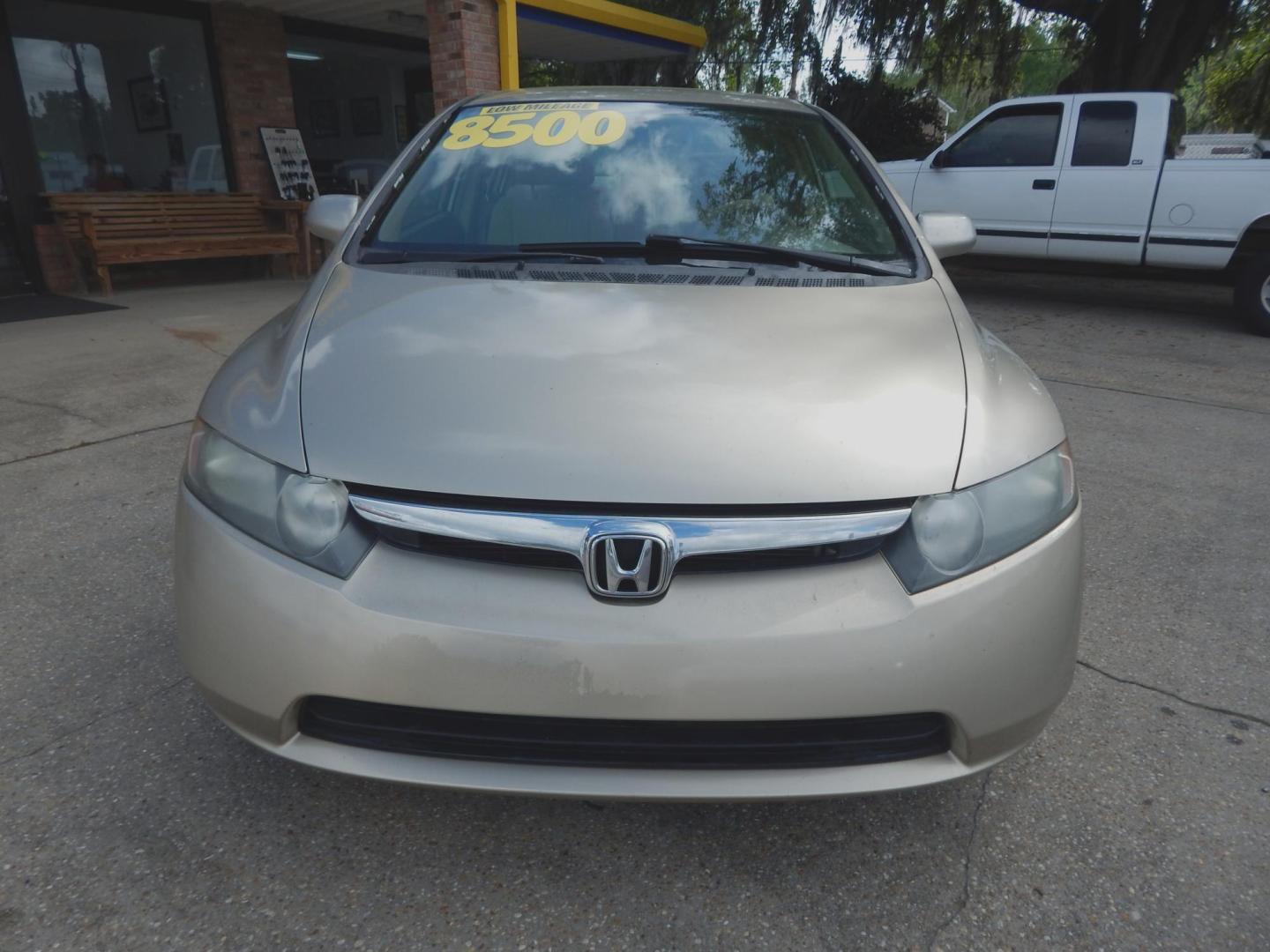 2008 Champagne /Tan Honda Civic LX Sedan AT (1HGFA16508L) with an 1.8L L4 SOHC 16V engine, Automatic transmission, located at 3120 W Tennessee St, Tallahassee, FL, 32304-1002, (850) 575-6702, 30.458841, -84.349648 - Used Car Supermarket is proud to present you with this loaded immaculate 2008 Honda Civic LX sedan with low miles. Used Car Supermarket prides itself in offering you the finest pre-owned vehicle in Tallahassee. Used Car Supermarket has been locally family owned and operated for over 49 years. Our Ci - Photo#3