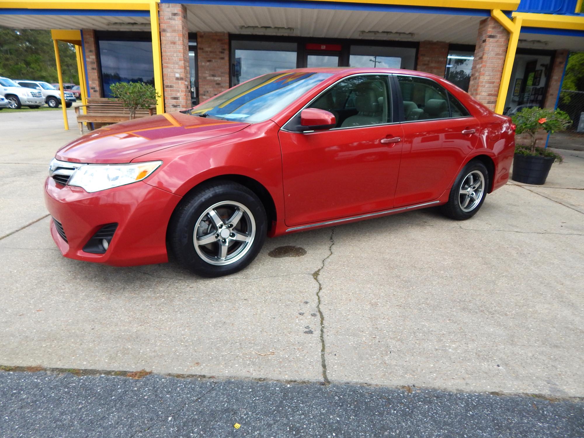 photo of 2012 Toyota Camry SE