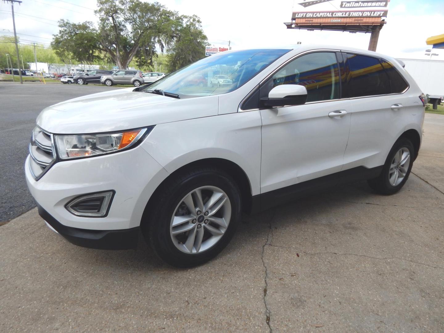 2018 White /Charcoal Leather Ford Edge SEL FWD (2FMPK3J91JB) with an 2.0L L4 DOHC 16V engine, Automatic transmission, located at 3120 W Tennessee St, Tallahassee, FL, 32304-1002, (850) 575-6702, 30.458841, -84.349648 - Used Car Supermarket is proud to present you with this loaded immaculate 2018 Ford Edge SEL with leather and Navigation. Used Car Supermarket prides itself in offering you the finest pre-owned vehicle in Tallahassee. Used Car Supermarket has been locally family owned and operated for over 49 years. - Photo#1