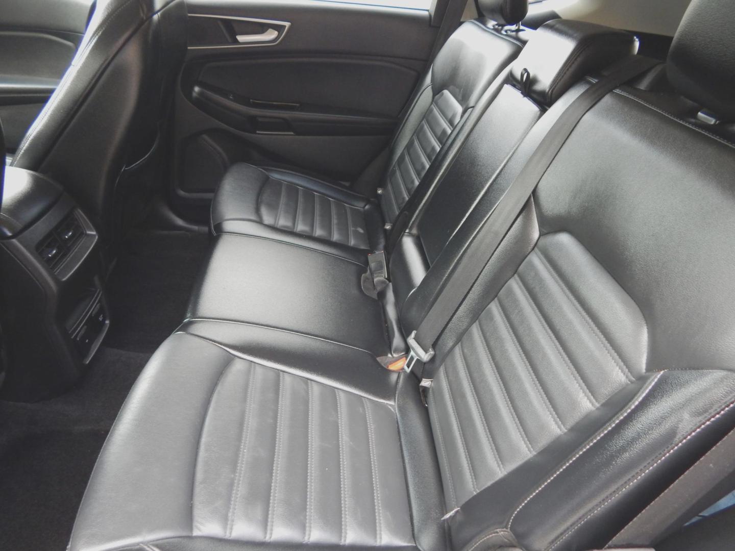 2018 White /Charcoal Leather Ford Edge SEL FWD (2FMPK3J91JB) with an 2.0L L4 DOHC 16V engine, Automatic transmission, located at 3120 W Tennessee St, Tallahassee, FL, 32304-1002, (850) 575-6702, 30.458841, -84.349648 - Used Car Supermarket is proud to present you with this loaded immaculate 2018 Ford Edge SEL with leather and Navigation. Used Car Supermarket prides itself in offering you the finest pre-owned vehicle in Tallahassee. Used Car Supermarket has been locally family owned and operated for over 49 years. - Photo#6