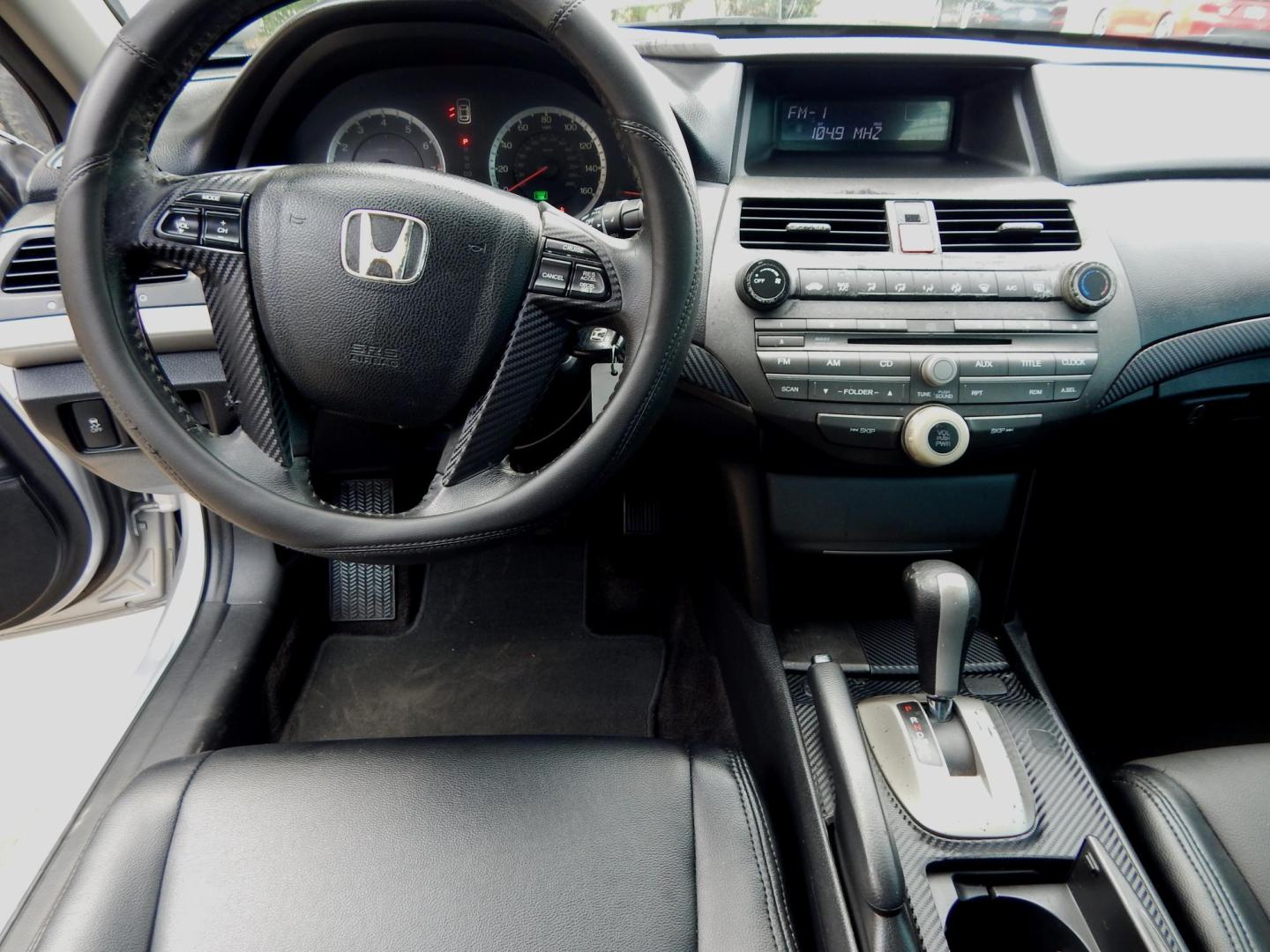 2011 Blue /Charcoal Leather Honda Accord SE Sedan AT (1HGCP2F69BA) with an 2.4L L4 DOHC 16V engine, Automatic transmission, located at 3120 W Tennessee St, Tallahassee, FL, 32304-1002, (850) 575-6702, 30.458841, -84.349648 - Used Car Supermarket is proud to present you with this loaded immaculate 2011 Honda Accord SE sedan with leather and low miles. Used Car Supermarket prides itself in offering you the finest pre-owned vehicle in Tallahassee. Used Car Supermarket has been locally family owned and operated for over a h - Photo#4