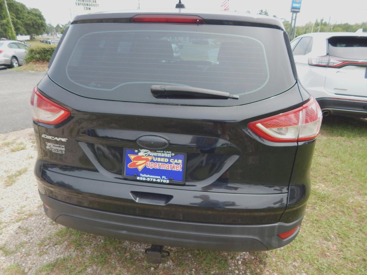 2015 Black /Charcoal Ford Escape S FWD (1FMCU0F71FU) with an 2.5L L4 DOHC 16V engine, Automatic transmission, located at 3120 W Tennessee St, Tallahassee, FL, 32304-1002, (850) 575-6702, 30.458841, -84.349648 - Photo#4