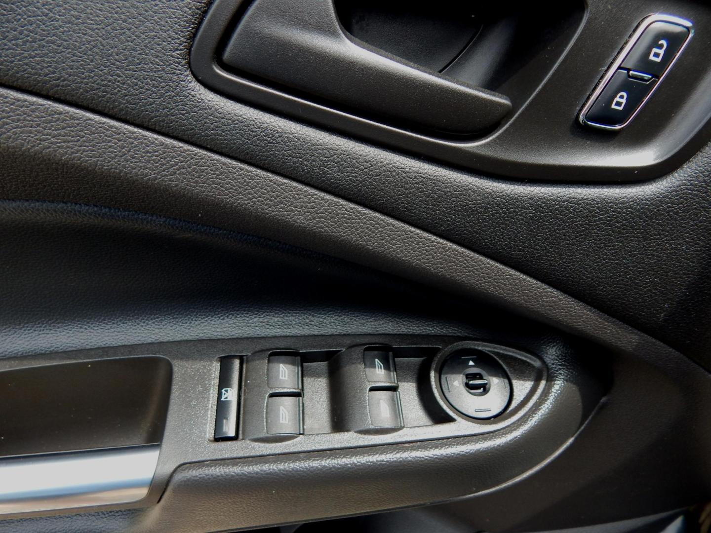 2015 Black /Charcoal Ford Escape S FWD (1FMCU0F71FU) with an 2.5L L4 DOHC 16V engine, Automatic transmission, located at 3120 W Tennessee St, Tallahassee, FL, 32304-1002, (850) 575-6702, 30.458841, -84.349648 - Photo#8