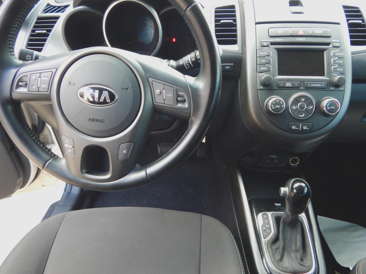 2013 Cream /Charcoal Kia Soul + (KNDJT2A66D7) with an 2.0L L4 DOHC 16V engine, Automatic transmission, located at 3120 W Tennessee St, Tallahassee, FL, 32304-1002, (850) 575-6702, 30.458841, -84.349648 - Used Car Supermarket is proud to present you with this loaded immaculate 2013 Kia Soul + with great miles. Used Car Supermarket prides itself in offering you the finest pre-owned vehicle in Tallahassee. Used Car Supermarket has been locally family owned and operated for over a half century. Our Soul - Photo#4