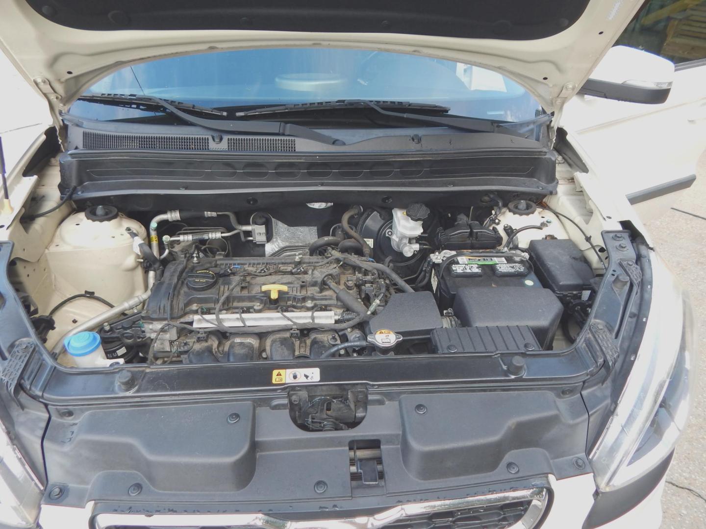 2013 Cream /Charcoal Kia Soul + (KNDJT2A66D7) with an 2.0L L4 DOHC 16V engine, Automatic transmission, located at 3120 W Tennessee St, Tallahassee, FL, 32304-1002, (850) 575-6702, 30.458841, -84.349648 - Used Car Supermarket is proud to present you with this loaded immaculate 2013 Kia Soul + with great miles. Used Car Supermarket prides itself in offering you the finest pre-owned vehicle in Tallahassee. Used Car Supermarket has been locally family owned and operated for over a half century. Our Soul - Photo#9