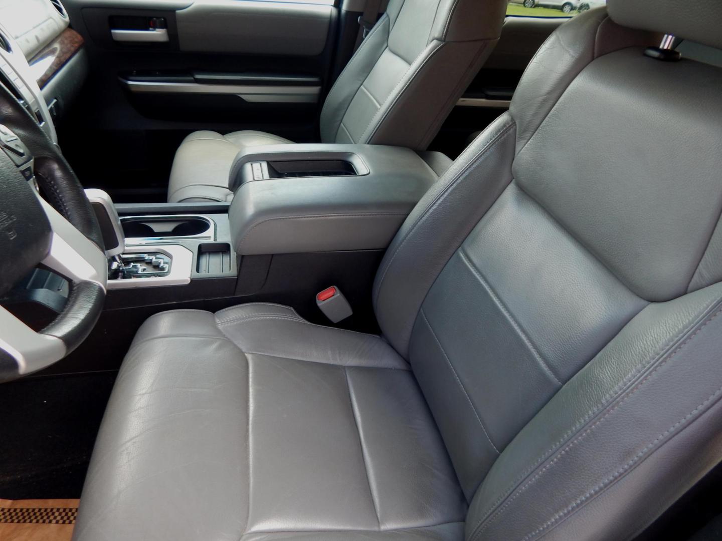 2016 Blue /Gray Leather Toyota Tundra Limited 5.7L FFV Crew Max (5TFFW5F12GX) with an 5.7L V8 DOHC 32V FFV engine, Automatic transmission, located at 3120 W Tennessee St, Tallahassee, FL, 32304-1002, (850) 575-6702, 30.458841, -84.349648 - Photo#4