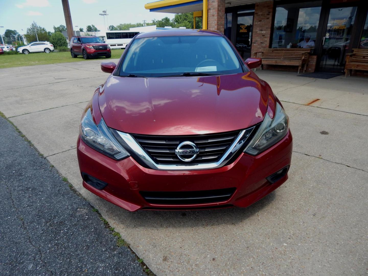 2016 Maroon /Charcoal Nissan Altima 2.5 SR (1N4AL3AP6GN) with an 2.5L L4 DOHC 16V engine, CVT transmission, located at 3120 W Tennessee St, Tallahassee, FL, 32304-1002, (850) 575-6702, 30.458841, -84.349648 - Photo#2