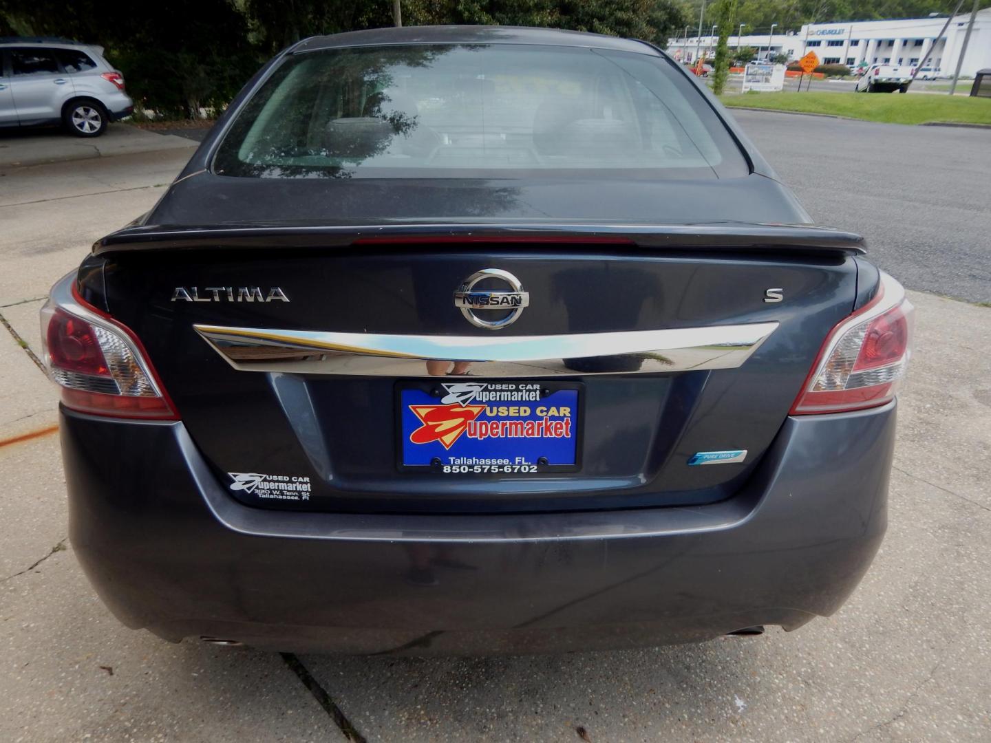 2013 Gray /Gray Nissan Altima 2.5 S (1N4AL3AP6DC) with an 2.5L L4 DOHC 16V engine, Automatic transmission, located at 3120 W Tennessee St, Tallahassee, FL, 32304-1002, (850) 575-6702, 30.458841, -84.349648 - Used Car Supermarket is proud to present you with this loaded immaculate 2013 Nissan Altima S Sedan. Used Car Supermarket prides itself in offering you the finest pre-owned vehicle in Tallahassee. Used Car Supermarket has been locally family owned and operated for over 49 years. Our Altima has been - Photo#3