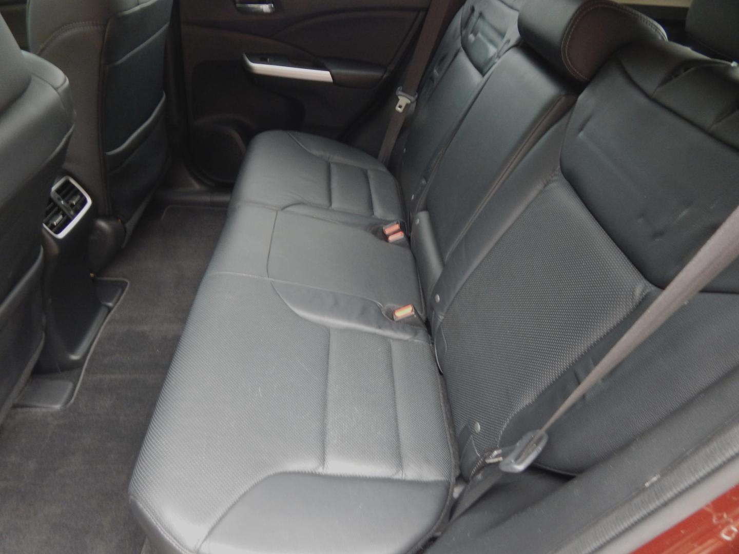 2016 Maroon /Charcoal Leather Honda CR-V EX-L 2WD (2HKRM3H77GH) with an 2.4L L4 DOHC 16V engine, Automatic transmission, located at 3120 W Tennessee St, Tallahassee, FL, 32304-1002, (850) 575-6702, 30.458841, -84.349648 - Used Car Supermarket is proud to present you with this loaded immaculate 2016 Honda CRV EX-L with sunroof, leather and low miles. Used Car Supermarket prides itself in offering you the finest pre-owned vehicle in Tallahassee. Used Car Supermarket has been locally family owned and operated for over 5 - Photo#6