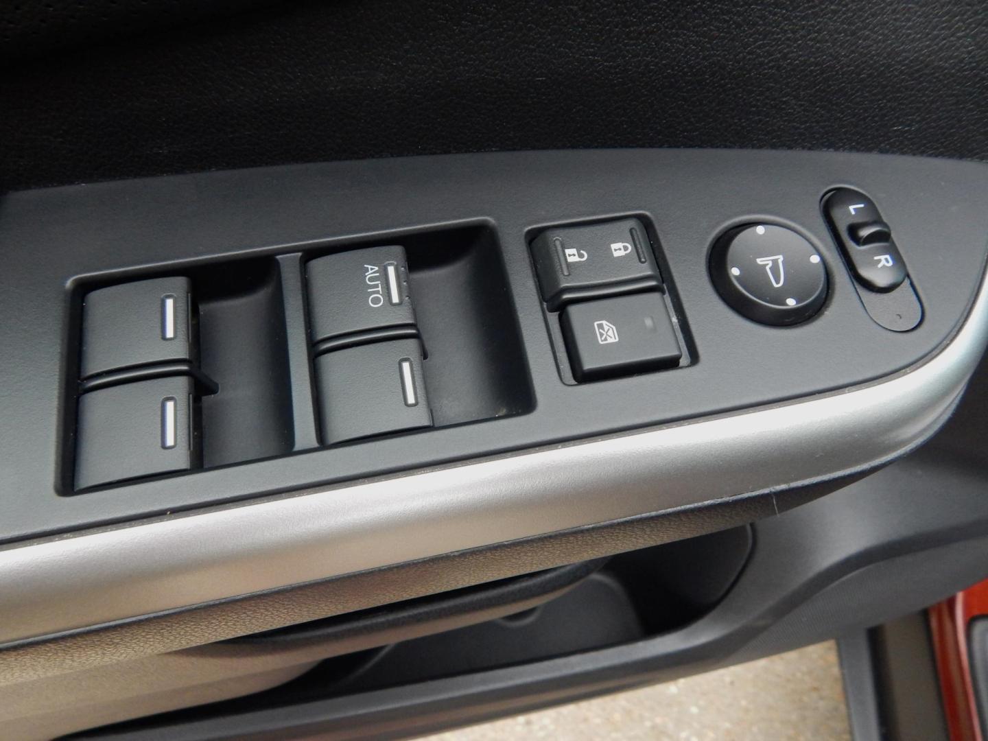 2016 Maroon /Charcoal Leather Honda CR-V EX-L 2WD (2HKRM3H77GH) with an 2.4L L4 DOHC 16V engine, Automatic transmission, located at 3120 W Tennessee St, Tallahassee, FL, 32304-1002, (850) 575-6702, 30.458841, -84.349648 - Used Car Supermarket is proud to present you with this loaded immaculate 2016 Honda CRV EX-L with sunroof, leather and low miles. Used Car Supermarket prides itself in offering you the finest pre-owned vehicle in Tallahassee. Used Car Supermarket has been locally family owned and operated for over 5 - Photo#8