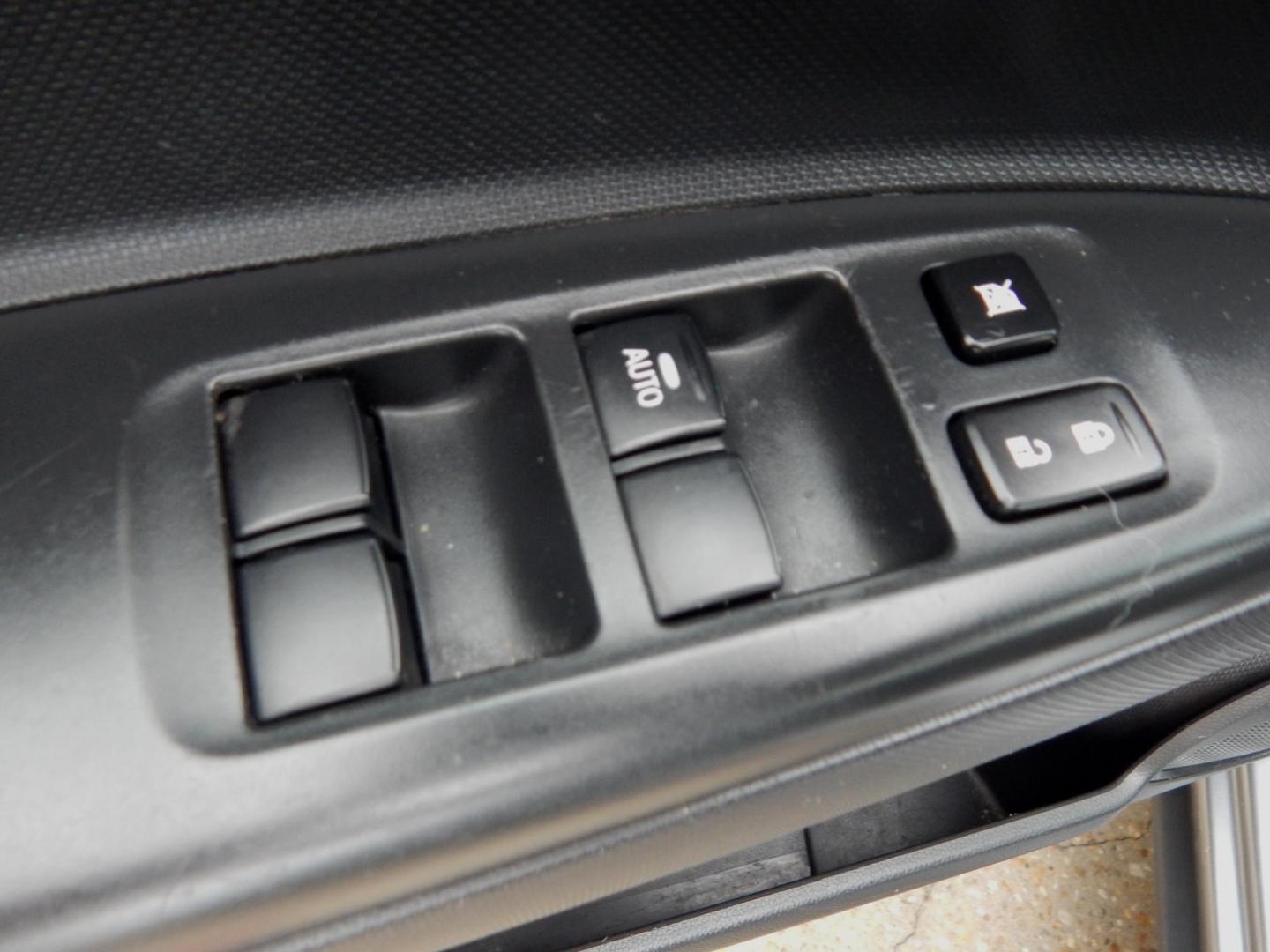 2022 Silver Metallic /Gray Mitsubishi Mirage G4 ES (ML32FUFJ1NH) with an 1.2L L3 DOHC engine, manual transmission, located at 3120 W Tennessee St, Tallahassee, FL, 32304-1002, (850) 575-6702, 30.458841, -84.349648 - Used Car Supermarket is proud to present you with this loaded immaculate 2022 Mitsubishi Mirage ES sedan with low miles. Used Car Supermarket prides itself in offering you the finest pre-owned vehicle in Tallahassee. Used Car Supermarket has been locally family owned and operated for over 50 years. - Photo#6