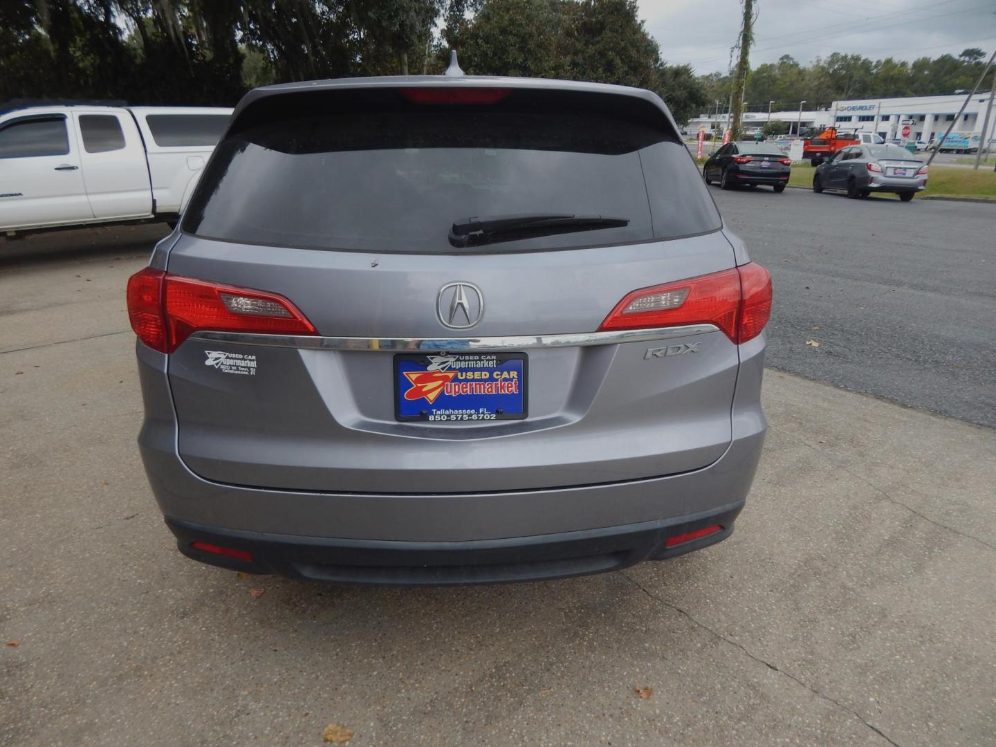 2014 Silver Metallic /Gray Leather Acura RDX 6-Spd AT (5J8TB3H36EL) with an 2.3L L4 DOHC 16V engine, 6-Speed Automatic transmission, located at 3120 W Tennessee St, Tallahassee, FL, 32304-1002, (850) 575-6702, 30.458841, -84.349648 - Used Car Supermarket is proud to present you with this loaded immaculate 2014 Acura RDX with leather and sunroof, leather and low miles. Used Car Supermarket prides itself in offering you the finest pre-owned vehicle in Tallahassee. Used Car Supermarket has been locally family owned and operated for - Photo#3
