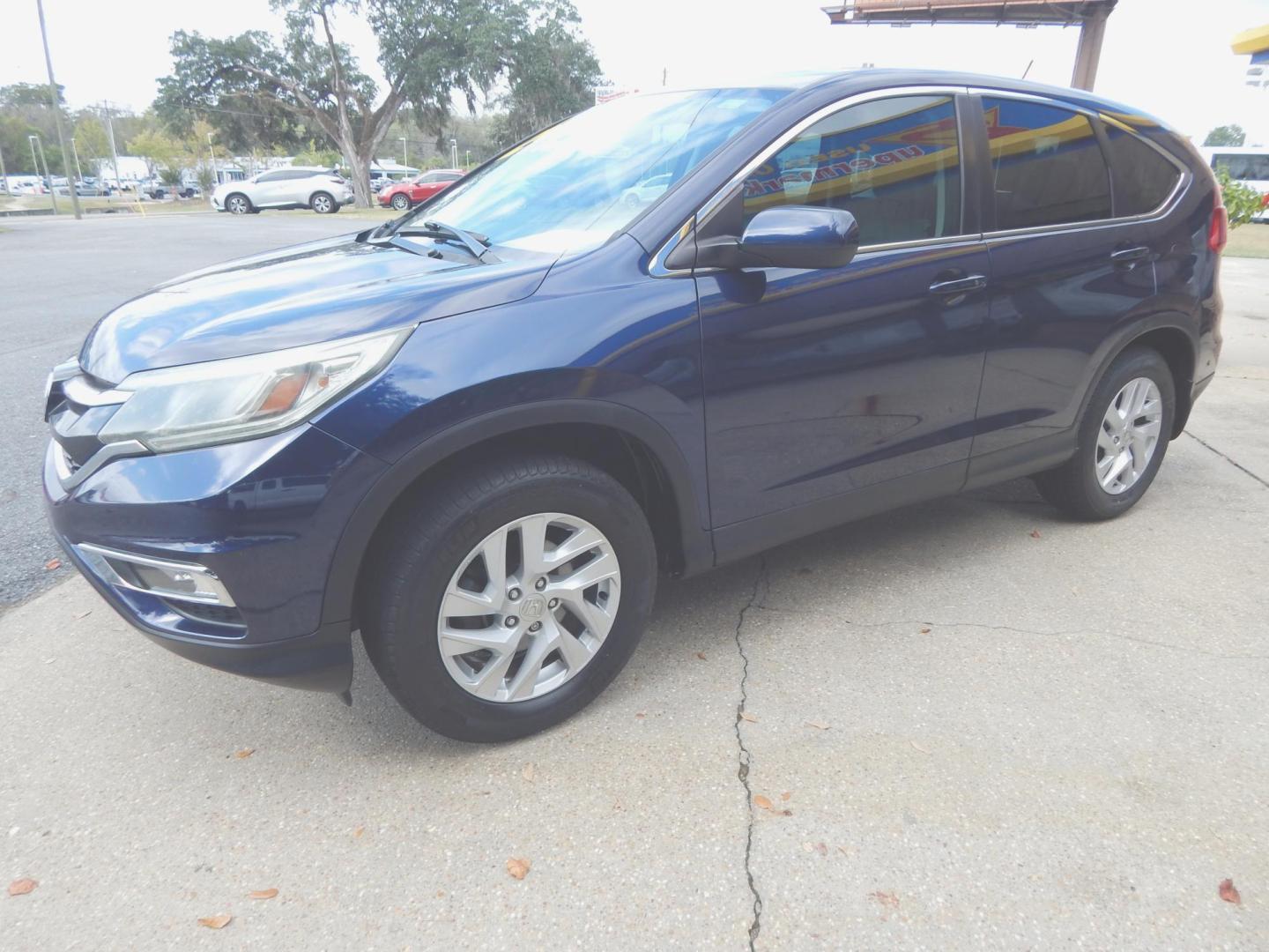 2016 Blue /Gray Honda CR-V EX 2WD (3CZRM3H55GG) with an 2.4L L4 DOHC 16V engine, CVT transmission, located at 3120 W Tennessee St, Tallahassee, FL, 32304-1002, (850) 575-6702, 30.458841, -84.349648 - Used Car Supermarket is proud to present you with this loaded immaculate 2016 Honda CRV EX with sunroof. Used Car Supermarket prides itself in offering you the finest pre-owned vehicle in Tallahassee. Used Car Supermarket has been locally family owned and operated for over 50 years. Our CRV EX has b - Photo#1