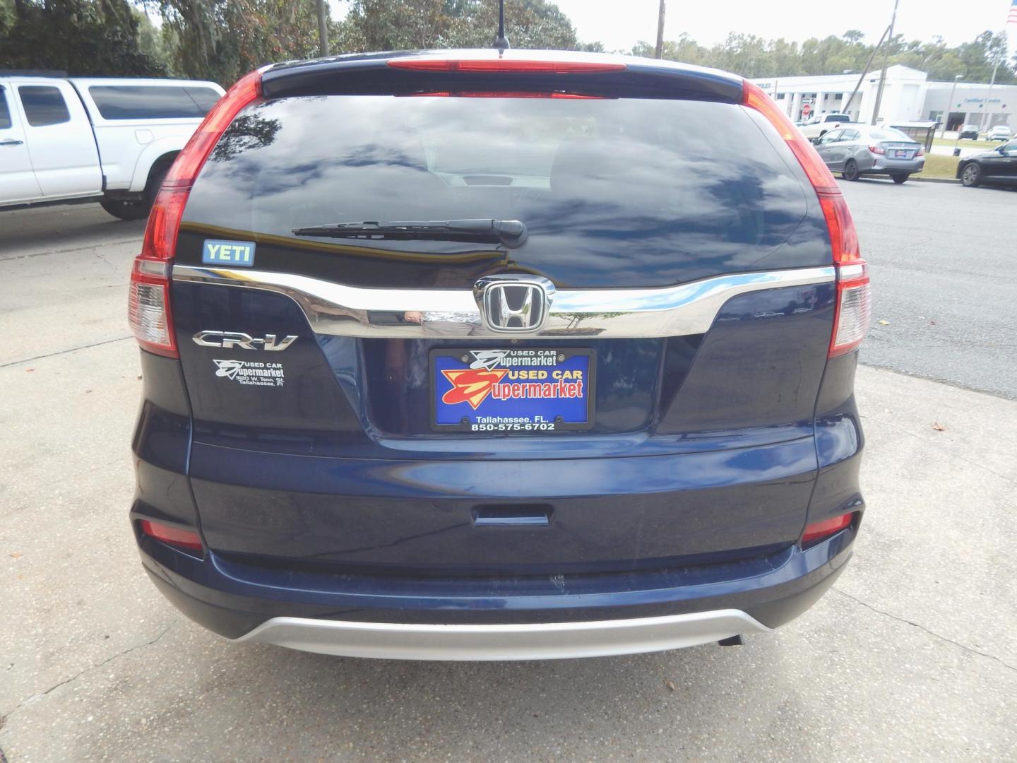 2016 Blue /Gray Honda CR-V EX 2WD (3CZRM3H55GG) with an 2.4L L4 DOHC 16V engine, CVT transmission, located at 3120 W Tennessee St, Tallahassee, FL, 32304-1002, (850) 575-6702, 30.458841, -84.349648 - Used Car Supermarket is proud to present you with this loaded immaculate 2016 Honda CRV EX with sunroof. Used Car Supermarket prides itself in offering you the finest pre-owned vehicle in Tallahassee. Used Car Supermarket has been locally family owned and operated for over 50 years. Our CRV EX has b - Photo#3