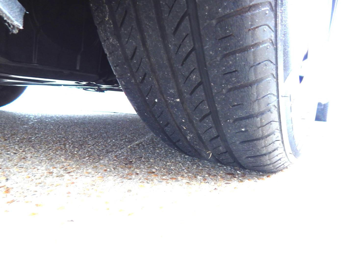 2017 Silver Metallic /Gray Kia Forte LX (3KPFK4A73HE) with an 2.0L L4 DOHC 16V engine, manual transmission, located at 3120 W Tennessee St, Tallahassee, FL, 32304-1002, (850) 575-6702, 30.458841, -84.349648 - Used Car Supermarket is proud to present you with this loaded immaculate 2017 Kia Forte LX Sedan. Used Car Supermarket prides itself in offering you the finest pre-owned vehicle in Tallahassee. Used Car Supermarket has been locally family owned and operated for over 50 years. Our Forte LX has been s - Photo#6