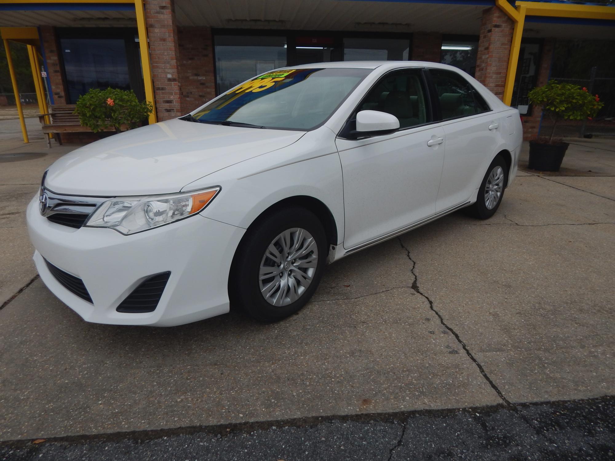photo of 2013 Toyota Camry LE