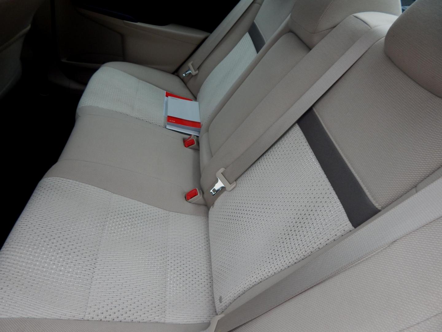 2013 White /Tan Toyota Camry LE (4T1BF1FK5DU) with an 2.5L L4 DOHC 16V engine, Automatic transmission, located at 3120 W Tennessee St, Tallahassee, FL, 32304-1002, (850) 575-6702, 30.458841, -84.349648 - Used Car Supermarket is proud to present you with this loaded immaculate 2013 Toyota Camry LE local one owner. Used Car Supermarket prides itself in offering you the finest pre-owned vehicle in Tallahassee. Used Car Supermarket has been locally family owned and operated for over a half century. Our - Photo#6