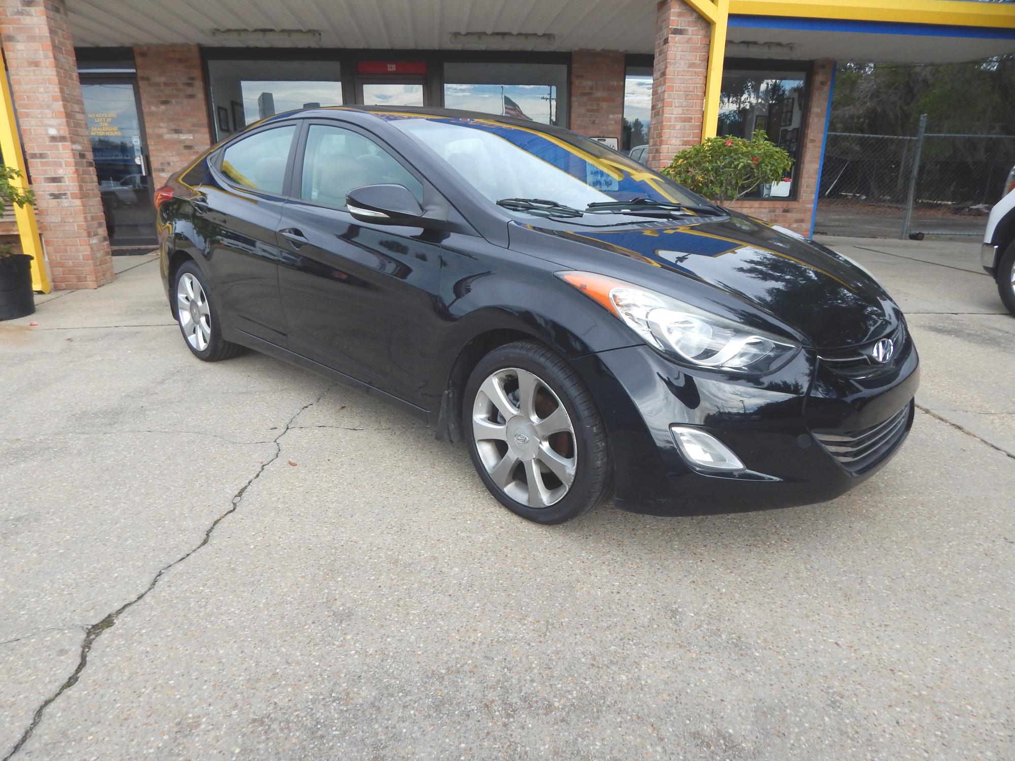 photo of 2012 Hyundai Elantra Limited