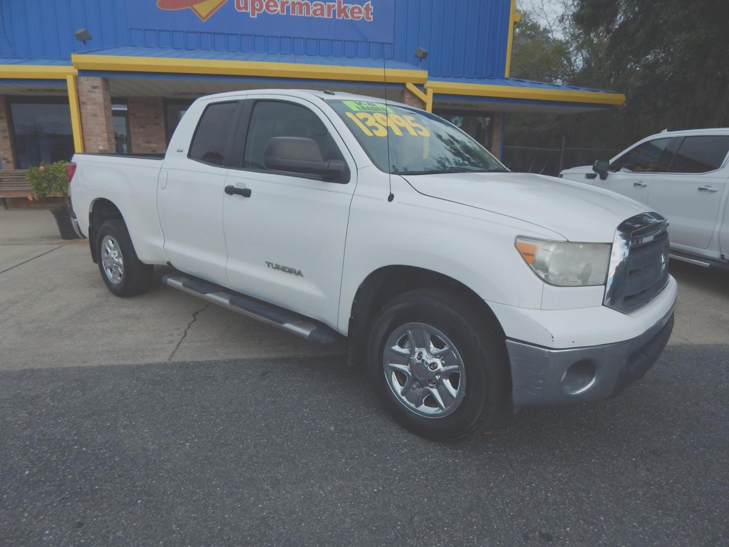 2012 White /Gray Toyota Tundra Base (5TFRM5F11CX) with an V-8 engine, Automatic transmission, located at 3120 W Tennessee St, Tallahassee, FL, 32304-1002, (850) 575-6702, 30.458841, -84.349648 - Used Car Supermarket is proud to present you with this loaded immaculate 2012 Toyota Tundra Double Cab V8. Used Car Supermarket prides itself in offering you the finest pre-owned vehicle in Tallahassee. Used Car Supermarket has been locally family owned and operated for over a half century. Our Tund - Photo#0