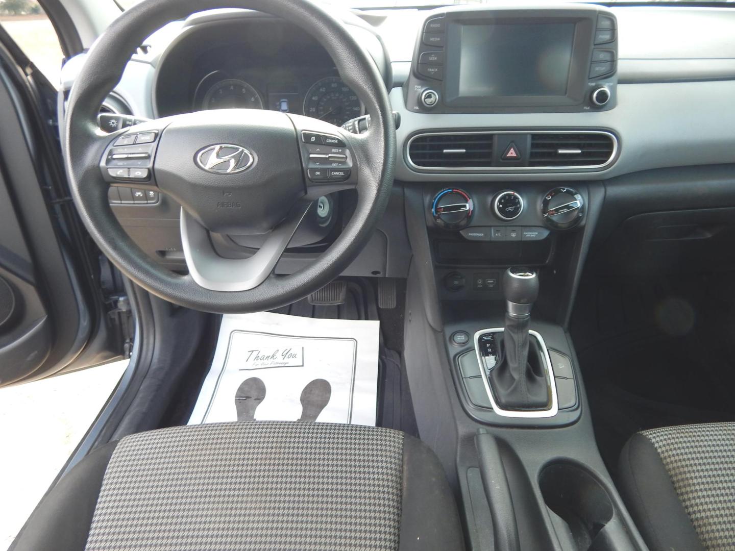 2019 Gray /Charcoal Hyundai Kona SE (KM8K12AA6KU) with an 2.0L L4 DOHC 16V engine, 6A transmission, located at 3120 W Tennessee St, Tallahassee, FL, 32304-1002, (850) 575-6702, 30.458841, -84.349648 - Used Car Supermarket is proud to present you with this loaded immaculate 2019 Hyundai Kona SE. Used Car Supermarket prides itself in offering you the finest pre-owned vehicle in Tallahassee. Used Car Supermarket has been locally family owned and operated for over 50 years. Our Kona SE has been servi - Photo#3