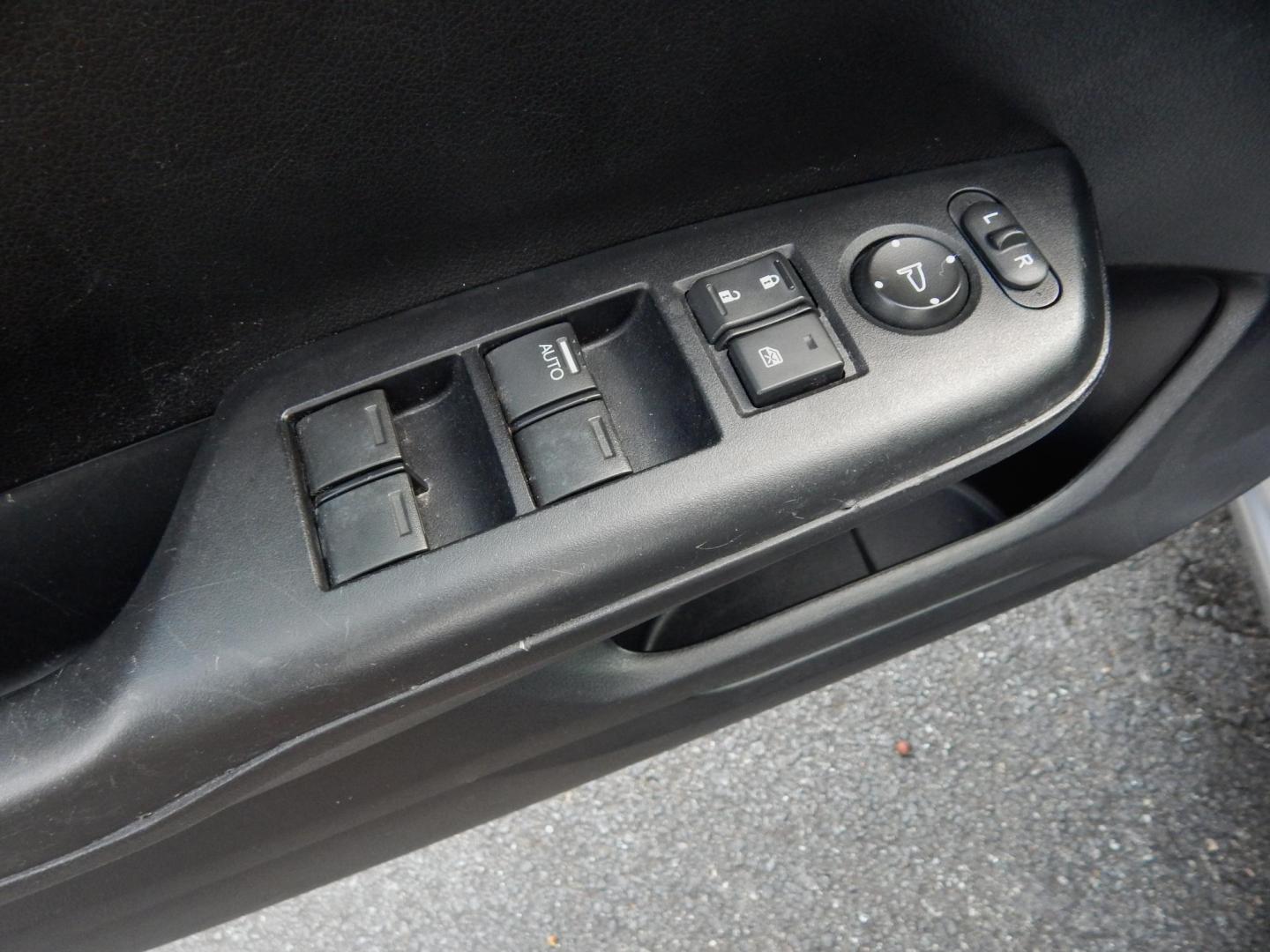 2014 Silver Metallic /Charcoal Honda Civic LX Sedan (19XFB2F55EE) with an 1.8L L4 SOHC 16V engine, Continuously Variable Transmission transmission, located at 3120 W Tennessee St, Tallahassee, FL, 32304-1002, (850) 575-6702, 30.458841, -84.349648 - Used Car Supermarket is proud to present you with this loaded immaculate 2014 Honda Civic LX Sedan automatic. Used Car Supermarket prides itself in offering you the finest pre-owned vehicle in Tallahassee. Used Car Supermarket has been locally family owned and operated for over 50 years. Our Civic L - Photo#7