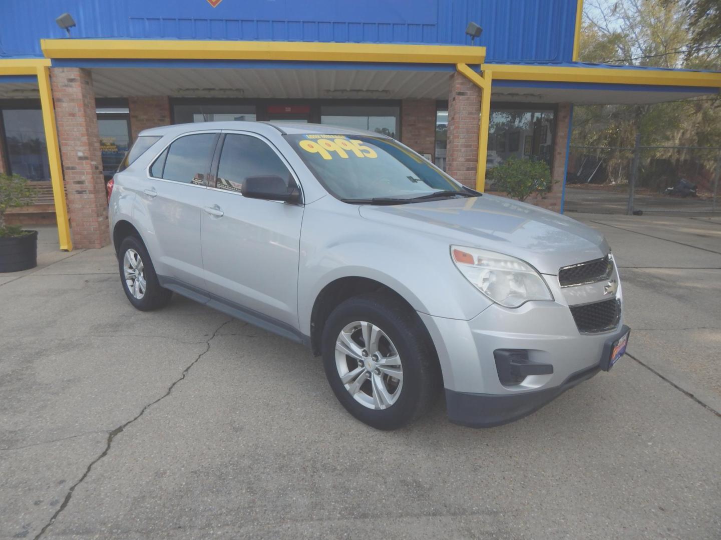 2013 Chevrolet Equinox LS 2WD (2GNALBEK8D6) with an 2.4L L4 DOHC 16V engine, 6-Speed Automatic transmission, located at 3120 W Tennessee St, Tallahassee, FL, 32304-1002, (850) 575-6702, 30.458841, -84.349648 - Used Car Supermarket is proud to present you with this loaded immaculate 2013 Chevy Equinox LS with low miles. Used Car Supermarket prides itself in offering you the finest pre-owned vehicle in Tallahassee. Used Car Supermarket has been locally family owned and operated for over 50 years. Our Equino - Photo#0