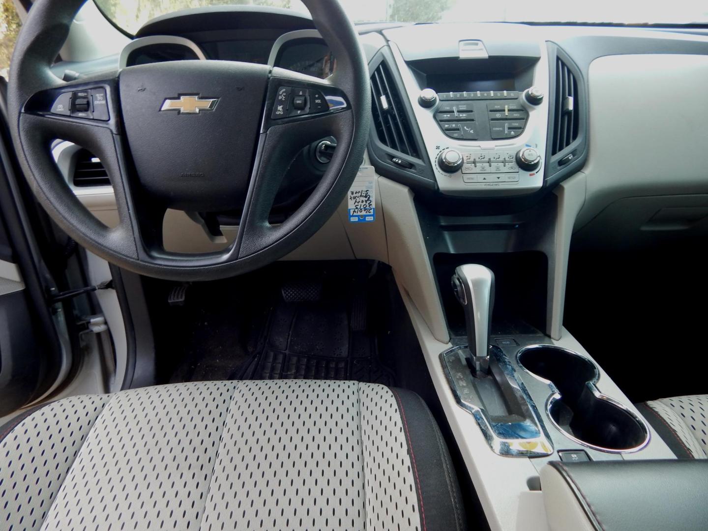 2013 Chevrolet Equinox LS 2WD (2GNALBEK8D6) with an 2.4L L4 DOHC 16V engine, 6-Speed Automatic transmission, located at 3120 W Tennessee St, Tallahassee, FL, 32304-1002, (850) 575-6702, 30.458841, -84.349648 - Used Car Supermarket is proud to present you with this loaded immaculate 2013 Chevy Equinox LS with low miles. Used Car Supermarket prides itself in offering you the finest pre-owned vehicle in Tallahassee. Used Car Supermarket has been locally family owned and operated for over 50 years. Our Equino - Photo#4