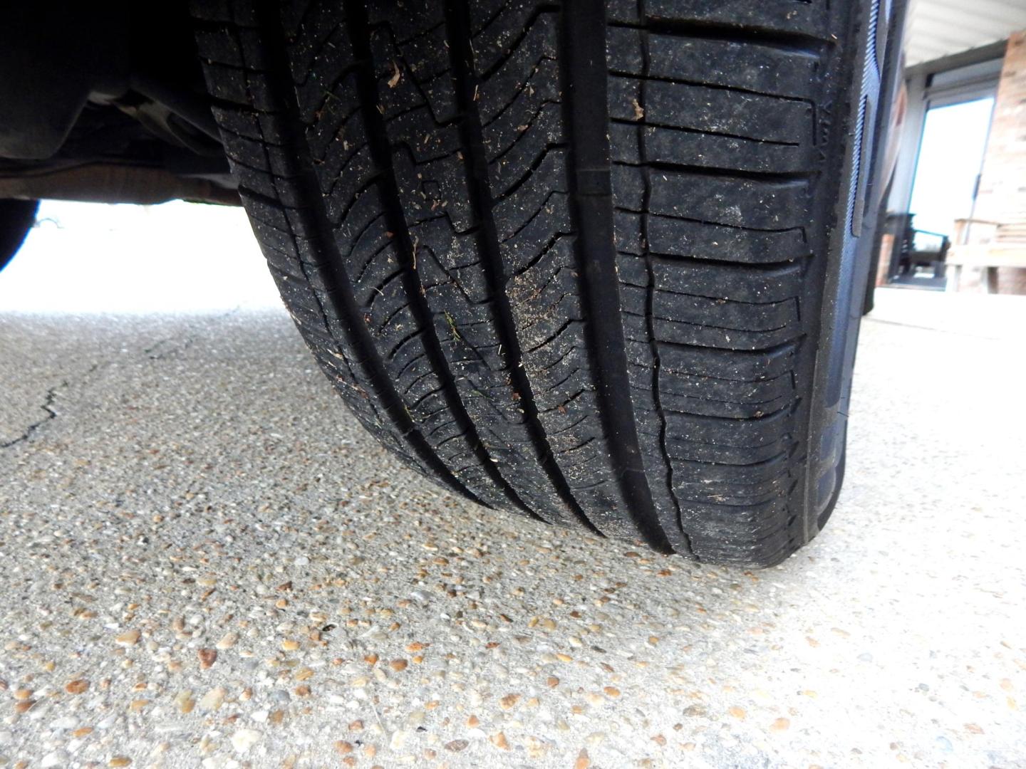 2010 Maroon /Charcoal Subaru Forester 2.5X Premium (JF2SH6CC6AH) with an 2.5L H4 SOHC 16V engine, 4-Speed Automatic transmission, located at 3120 W Tennessee St, Tallahassee, FL, 32304-1002, (850) 575-6702, 30.458841, -84.349648 - Used Car Supermarket is proud to present you with this loaded immaculate 2010 Subaru Forester 2.5X Premium with low miles and sunroof. Used Car Supermarket prides itself in offering you the finest pre-owned vehicle in Tallahassee. Used Car Supermarket has been locally family owned and operated for o - Photo#11