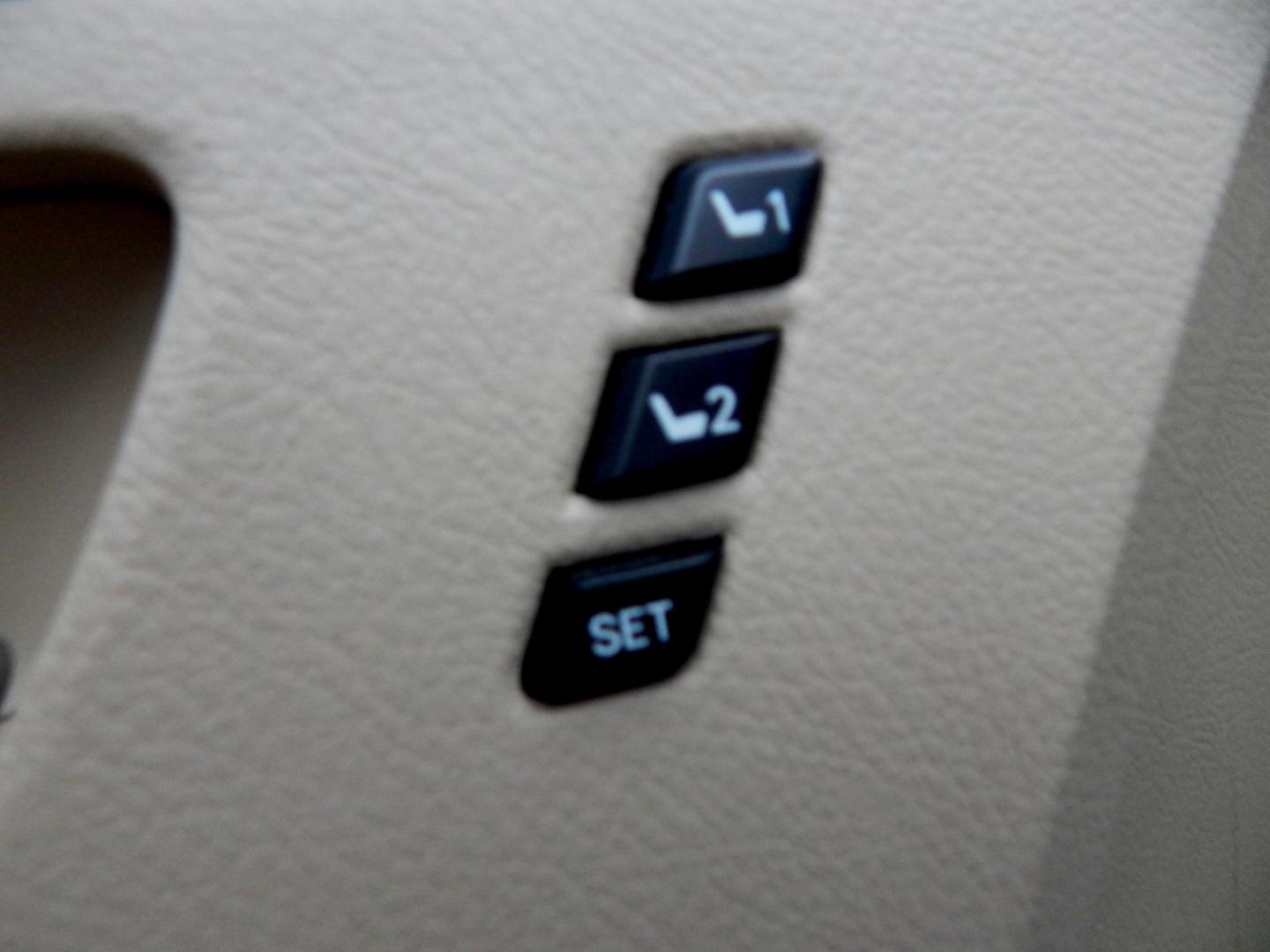 2011 Tan /Tan Leather Toyota Avalon Limited (4T1BK3DBXBU) with an 3.5L V6 DOHC 24V engine, Automatic transmission, located at 3120 W Tennessee St, Tallahassee, FL, 32304-1002, (850) 575-6702, 30.458841, -84.349648 - Used Car Supermarket is proud to present you with this loaded immaculate 2011 Toyota Avalon Limited low miles. Used Car Supermarket prides itself in offering you the finest pre-owned vehicle in Tallahassee. Used Car Supermarket has been locally family owned and operated for over 50 years. Our Avalon - Photo#11