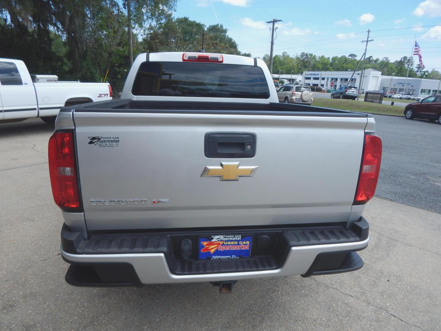 2017 Silver Metallic /Gray Chevrolet Colorado Crew Cab (1GCGSBEN9H1) with an 3.6L V6 DOHC 24V GAS engine, Automatic transmission, located at 3120 W Tennessee St, Tallahassee, FL, 32304-1002, (850) 575-6702, 30.458841, -84.349648 - Used Car Supermarket is proud to present you with this loaded immaculate 2017 Chevy Colorado Crew Cab. Used Car Supermarket prides itself in offering you the finest pre-owned vehicle in Tallahassee. Used Car Supermarket has been locally family owned and operated for over 50 years. Our Colorado Crew - Photo#3
