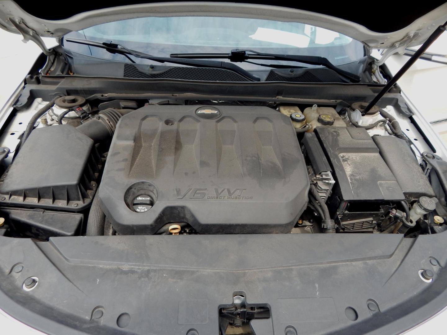 2018 Pearl White /Charcoal Leather Chevrolet Impala Premier (2G1125S33J9) with an 3.6L V6 DOHC 24V engine, Automatic transmission, located at 3120 W Tennessee St, Tallahassee, FL, 32304-1002, (850) 575-6702, 30.458841, -84.349648 - Used Car Supermarket is proud to present you with this loaded immaculate 2018 Chevy Impala Premier with leather and low miles. Used Car Supermarket prides itself in offering you the finest pre-owned vehicle in Tallahassee. Used Car Supermarket has been locally family owned and operated for over 50 y - Photo#10