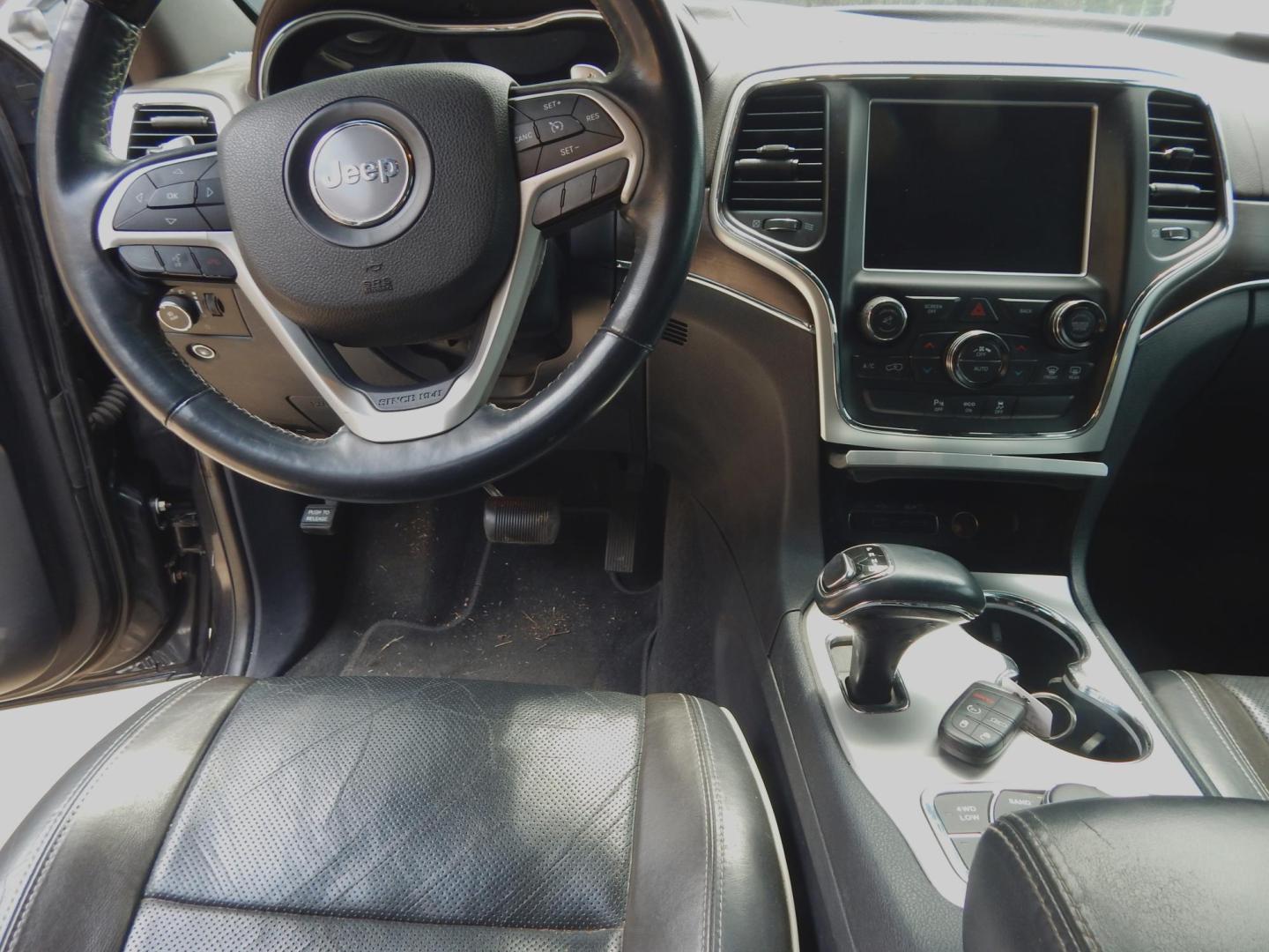 2014 Black /Charcoal Leather Jeep Grand Cherokee Overland 4WD (1C4RJFCG8EC) with an 3.6L V6 DOHC 24V engine, Automatic transmission, located at 3120 W Tennessee St, Tallahassee, FL, 32304-1002, (850) 575-6702, 30.458841, -84.349648 - Used Car Supermarket is proud to present you with this loaded immaculate 2014 Jeep Grand Cherokee Overland 4X4 with leather, Navigation and low miles. Used Car Supermarket prides itself in offering you the finest pre-owned vehicle in Tallahassee. Used Car Supermarket has been locally family owned an - Photo#6