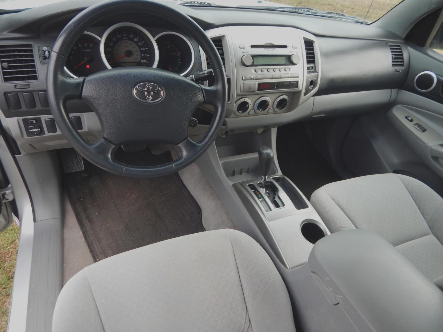 2006 Silver Metallic /Gray Toyota Tacoma Access Cab 2WD (5TETX22N86Z) with an 2.7L L4 DOHC 16V engine, Automatic transmission, located at 3120 W Tennessee St, Tallahassee, FL, 32304-1002, (850) 575-6702, 30.458841, -84.349648 - Used Car Supermarket is proud to present you with this loaded immaculate 2006 Toyota Tacoma Access Cab SR5 with automatic and low miles. Used Car Supermarket prides itself in offering you the finest pre-owned vehicle in Tallahassee. Used Car Supermarket has been locally family owned and operated for - Photo#5