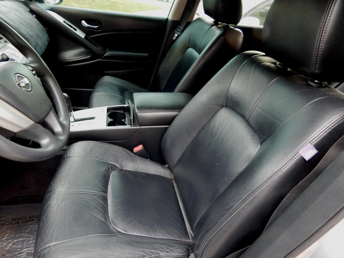 2009 Silver Metallic /Charcoal Nissan Murano S (JN8AZ18U69W) with an 3.5L V6 DOHC 24V engine, Automatic CVT Overdrive transmission, located at 3120 W Tennessee St, Tallahassee, FL, 32304-1002, (850) 575-6702, 30.458841, -84.349648 - Used Car Supermarket is proud to present you with this loaded immaculate 2009 Nissan Murano S with low miles. Used Car Supermarket prides itself in offering you the finest pre-owned vehicle in Tallahassee. Used Car Supermarket has been locally family owned and operated for over 50 years. Our Murano - Photo#5