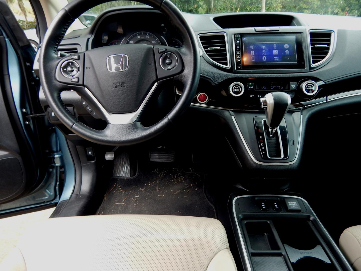2015 Teal /Tan Leather Honda CR-V EX-L 2WD (2HKRM3H76FH) with an 2.4L L4 DOHC 16V engine, Continuously Variable Transmission transmission, located at 3120 W Tennessee St, Tallahassee, FL, 32304-1002, (850) 575-6702, 30.458841, -84.349648 - Used Car Supermarket is proud to present you with this loaded immaculate 2015 Honda CRV EX-L with leather, Navigation and sunroof. Used Car Supermarket prides itself in offering you the finest pre-owned vehicle in Tallahassee. Used Car Supermarket has been locally family owned and operated for over- Photo#4